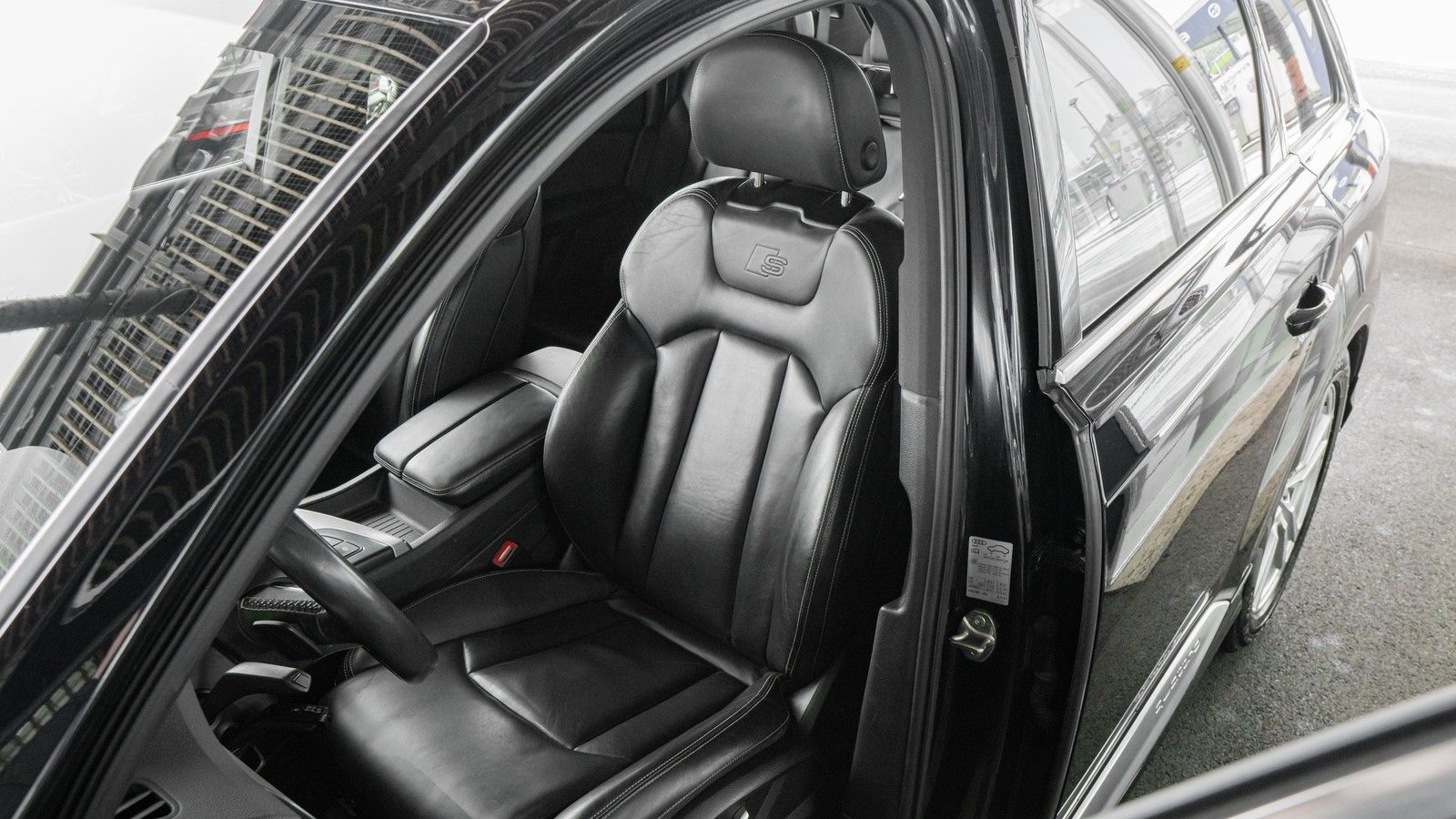 Audi SQ7 4.0TDI QUATTRO*7SITZER*ACC*SPUR*TOT*KAM*LUFT foto 15