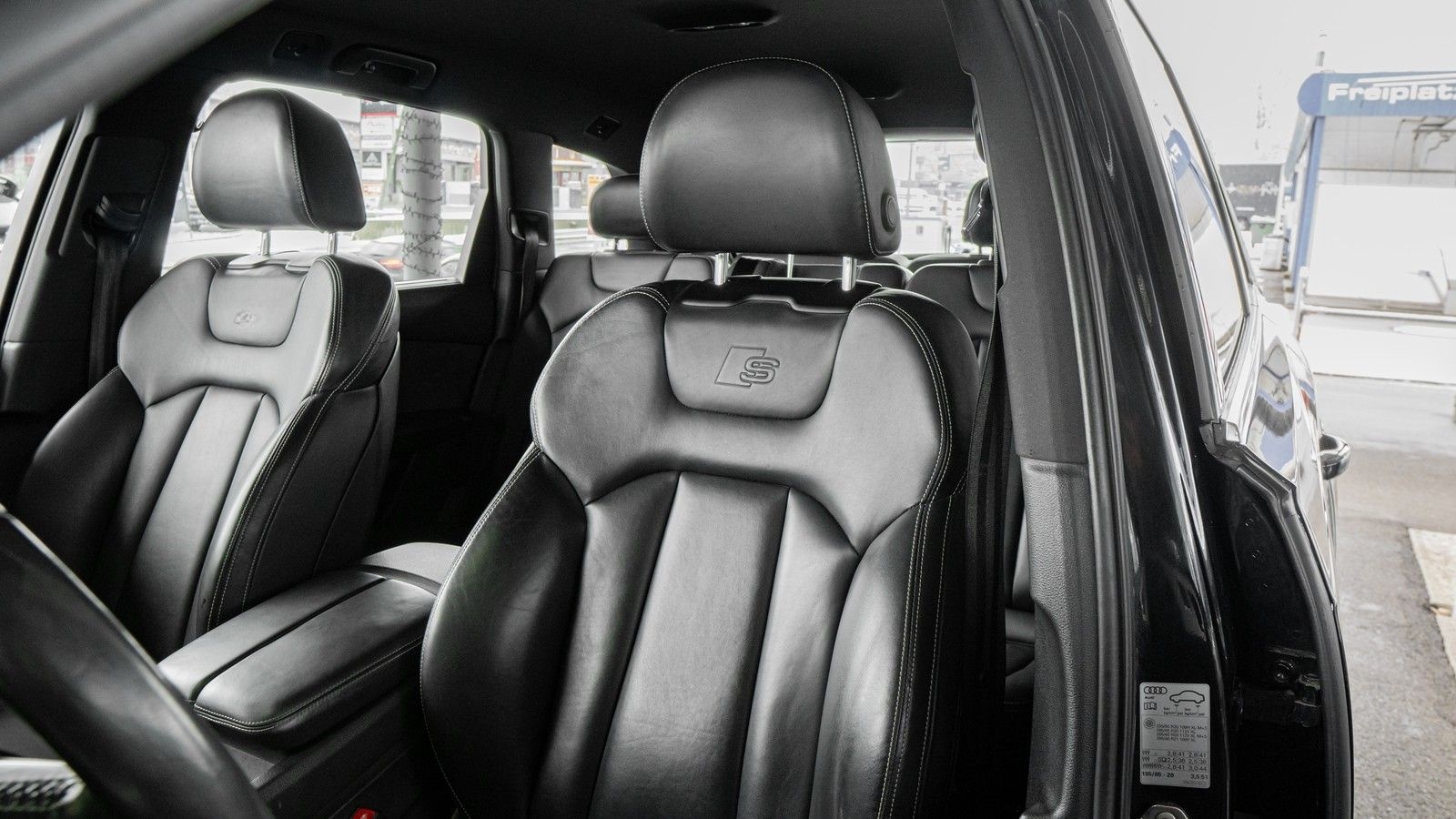 Audi SQ7 4.0TDI QUATTRO*7SITZER*ACC*SPUR*TOT*KAM*LUFT foto 16