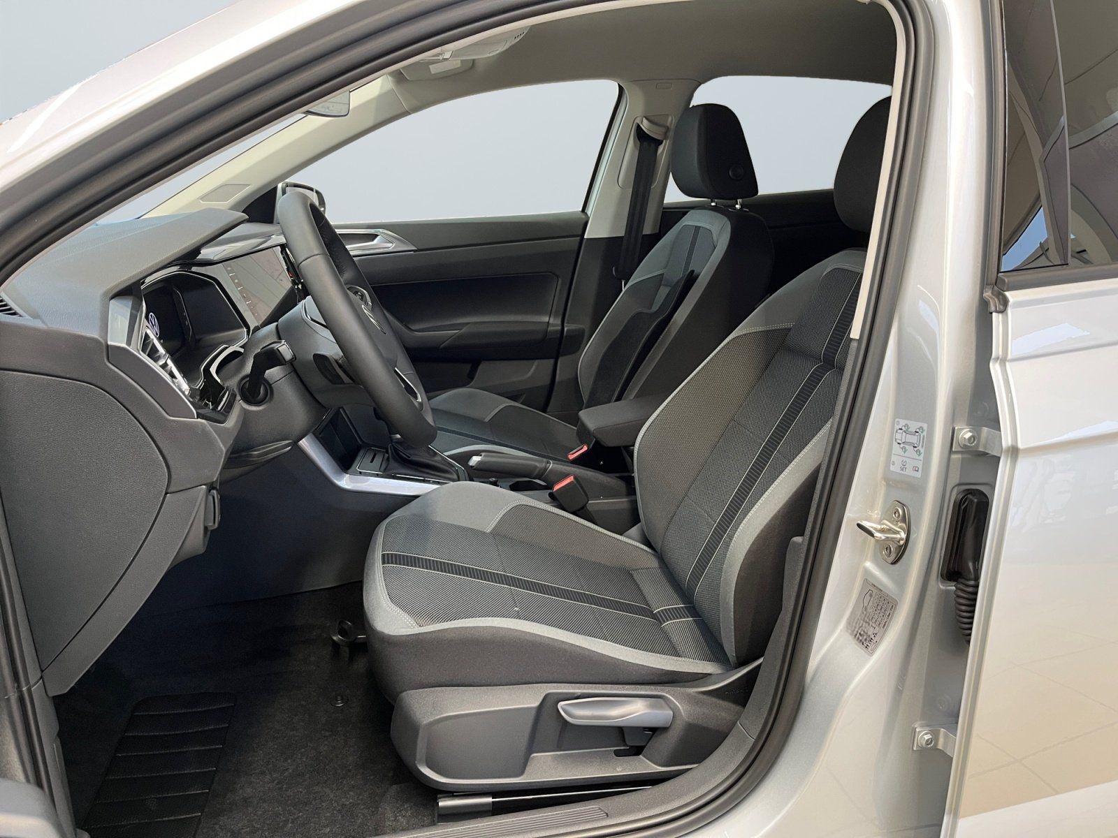 Volkswagen Polo VI Style 1.0 TSI DSG Vordersitze beheizbar foto 7