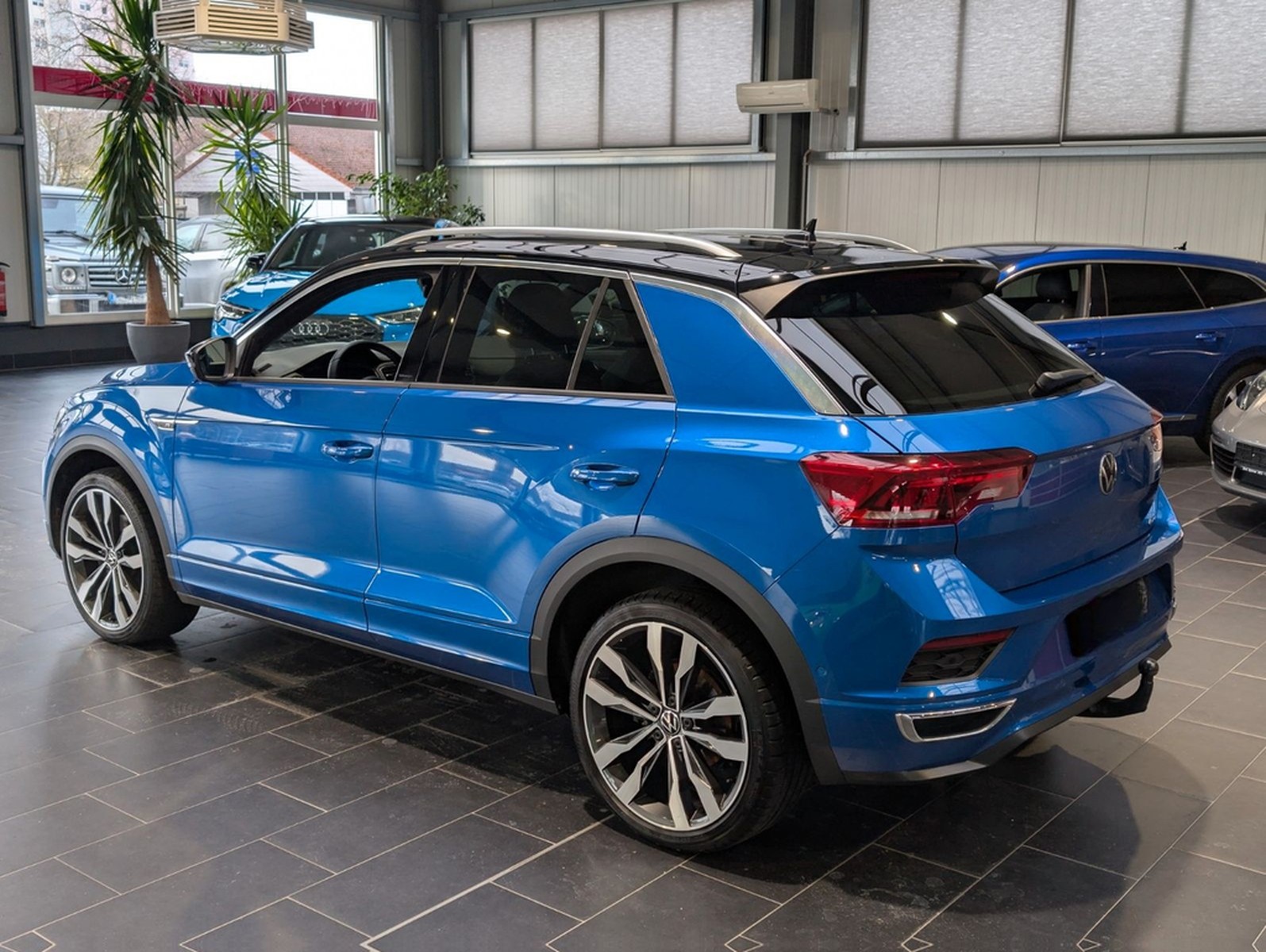 Volkswagen T-Roc 2.0 TDI SCR 4MOTION DSG Sport R-Line foto 2