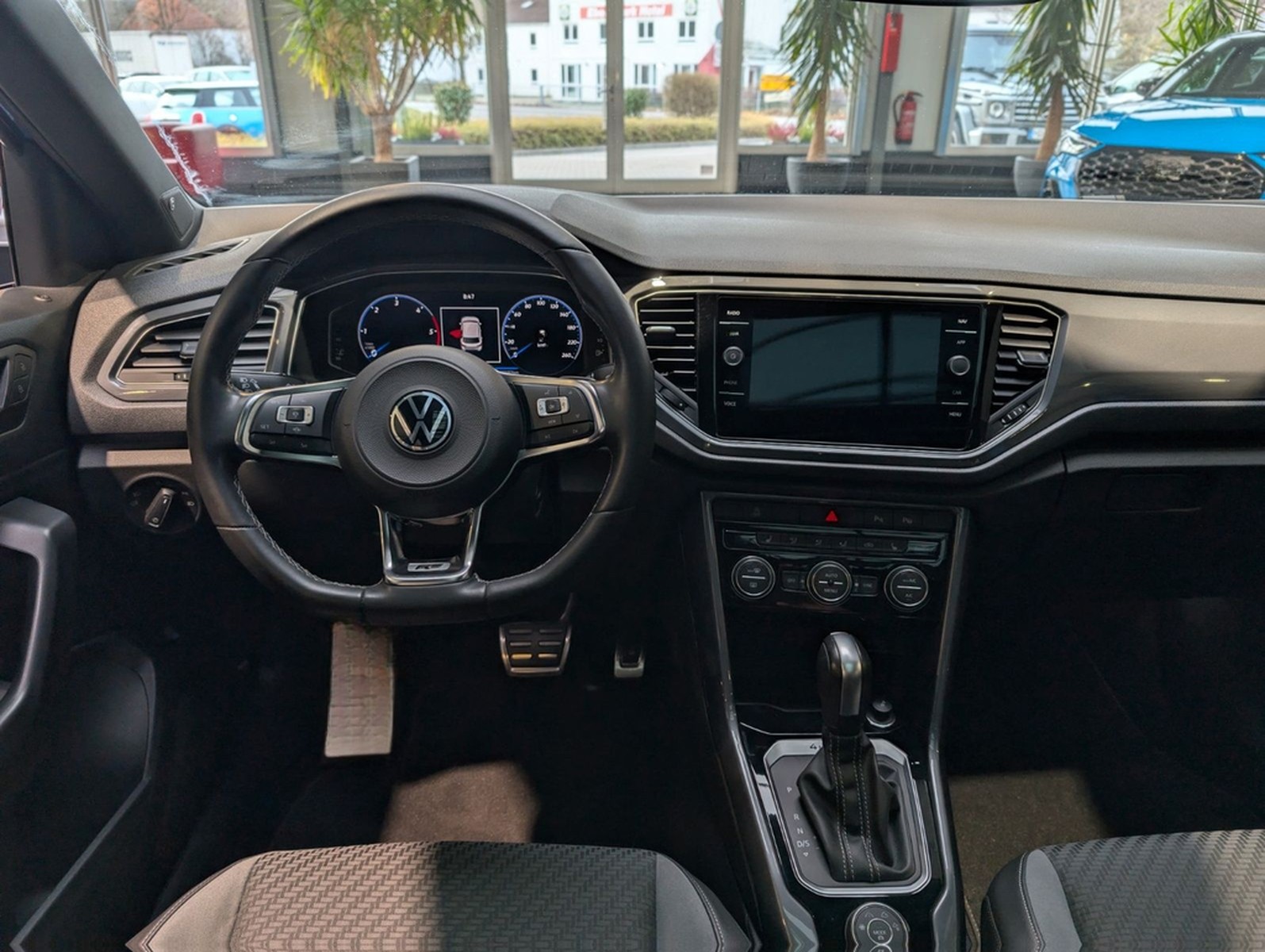 Volkswagen T-Roc 2.0 TDI SCR 4MOTION DSG Sport R-Line foto 7