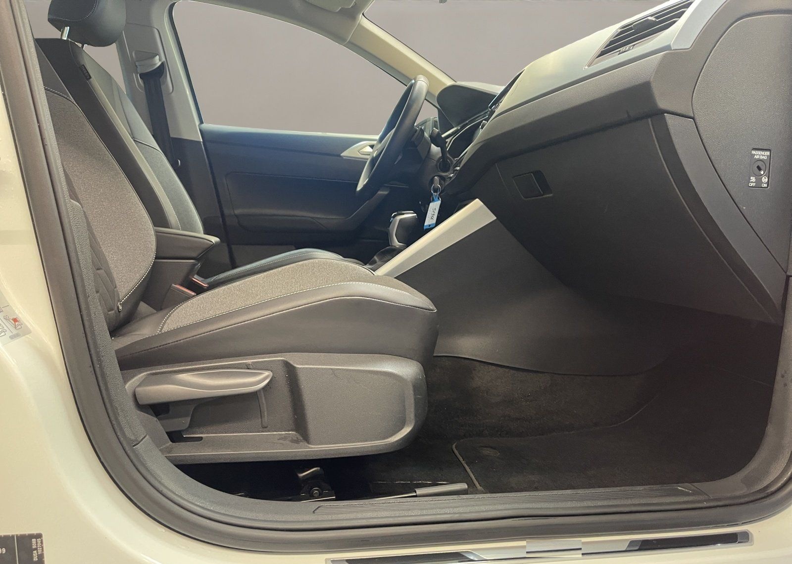 Volkswagen Polo VI 1.0 TSI Goal ACC AHK AUT Kam. Navi LED foto 18