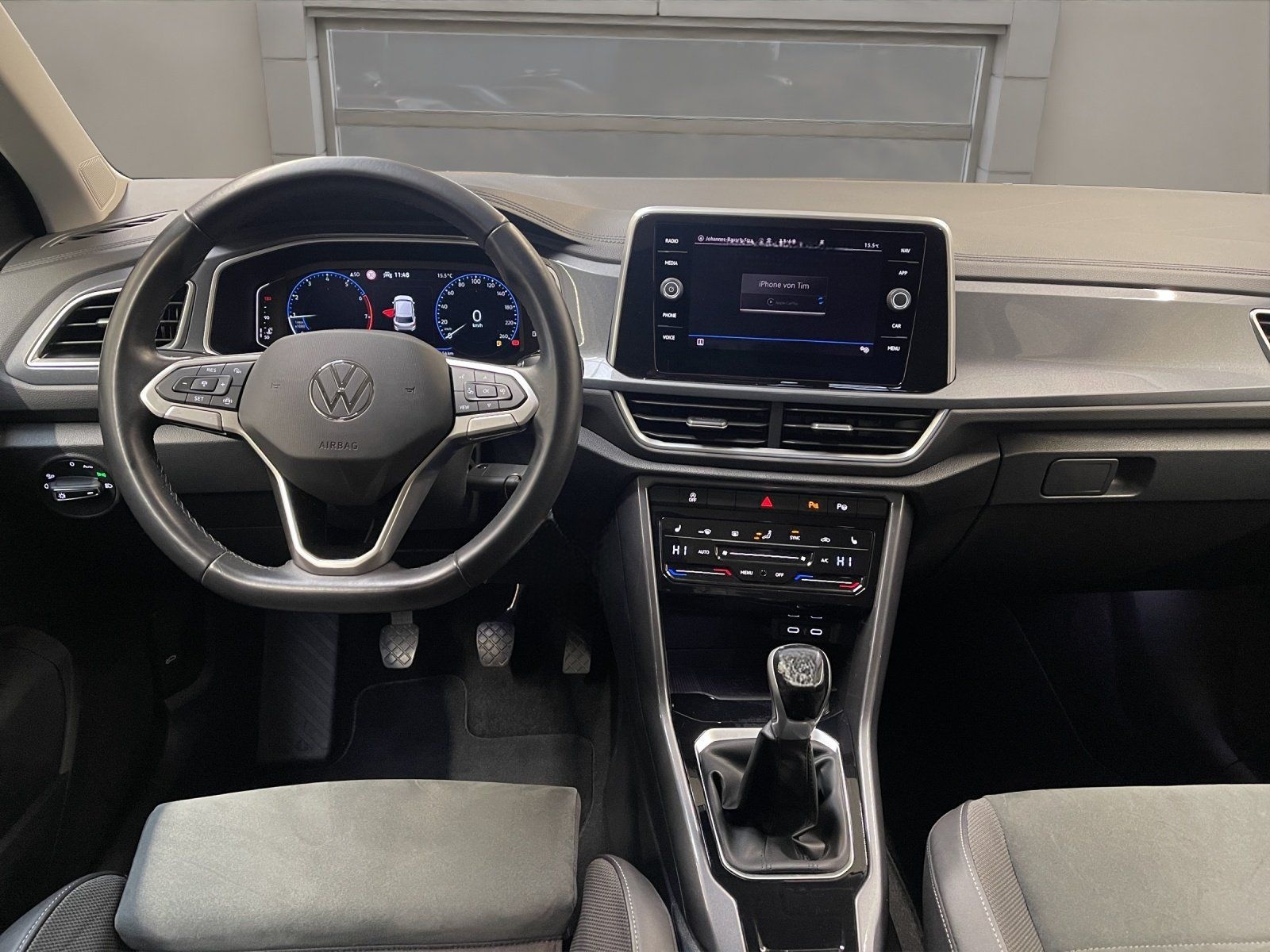 Volkswagen T-Roc 1.0 TSI Style ACC Virtual DynLicht KlimaA. foto 16