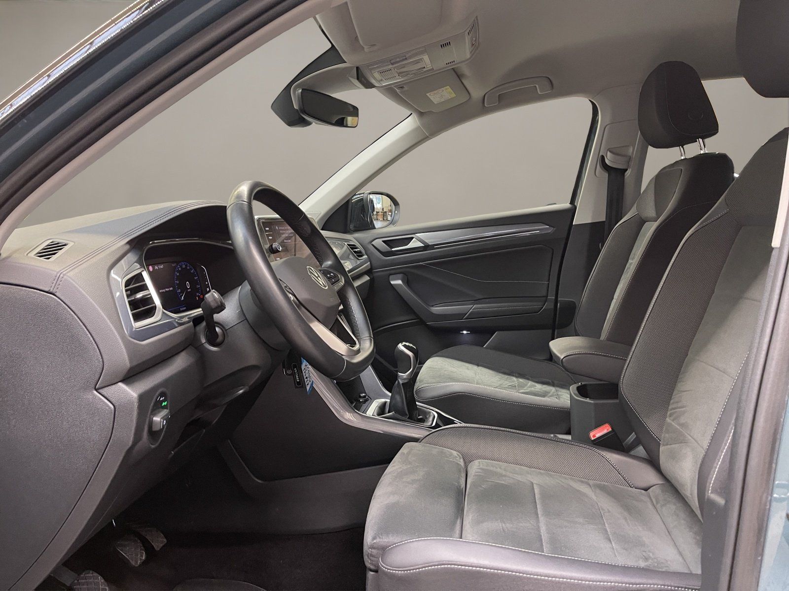 Volkswagen T-Roc 1.0 TSI Style ACC Virtual DynLicht KlimaA. foto 8