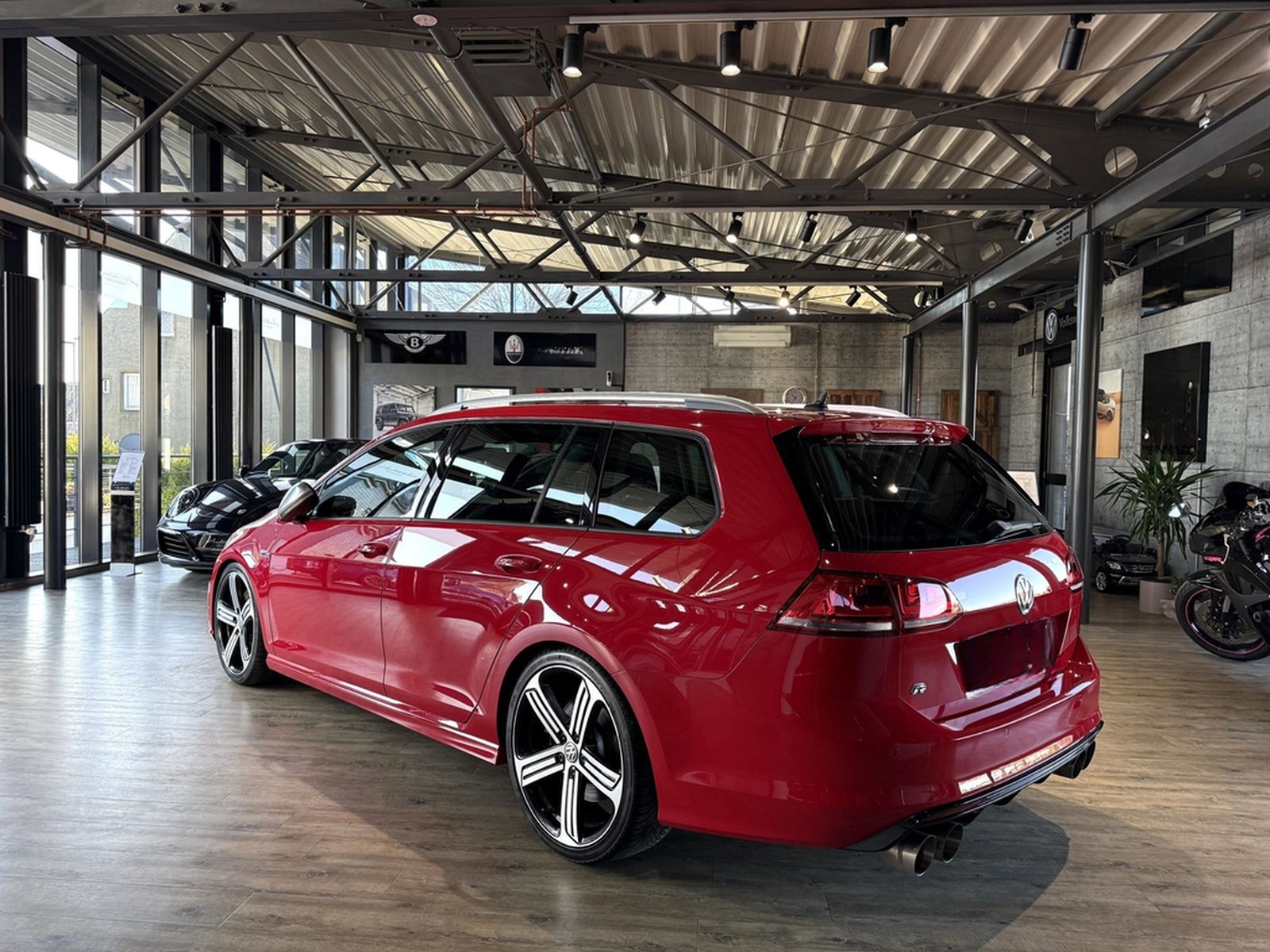 Volkswagen Golf R DSG 4Motion Variant*KAMERA*BI-XENON*H&R foto 4