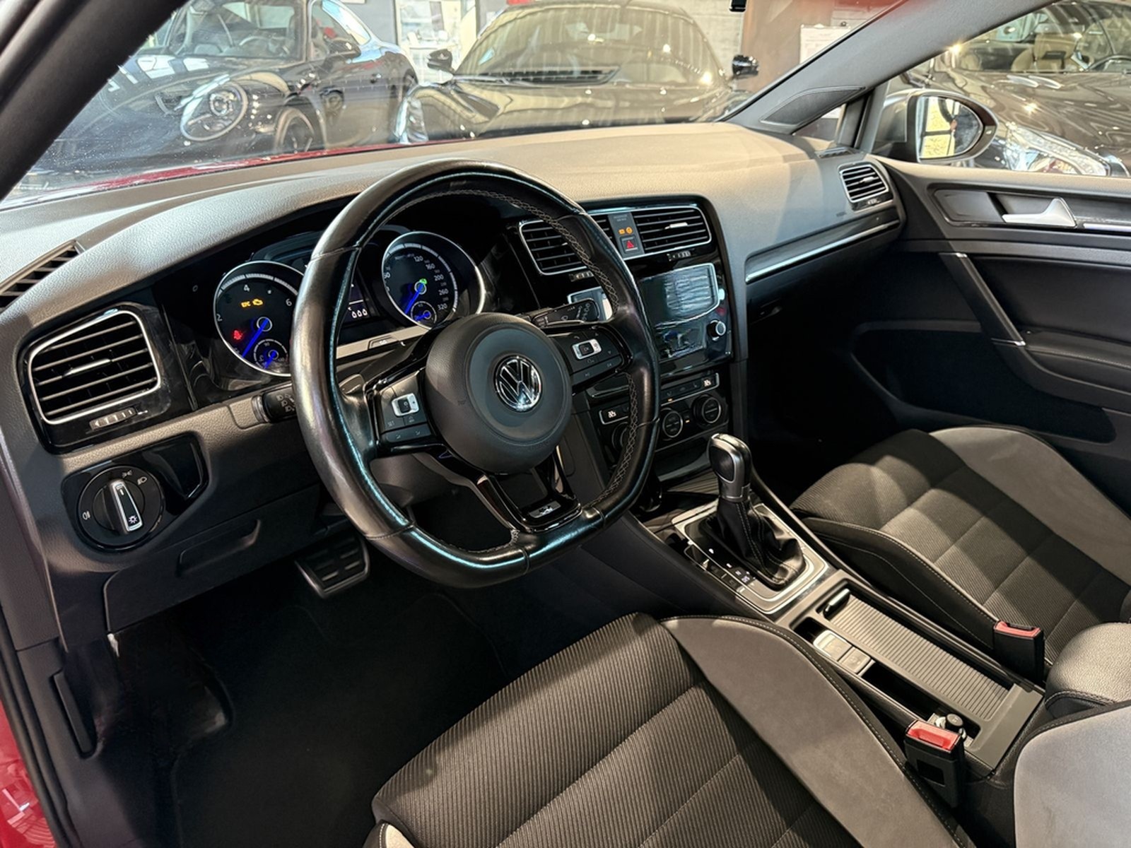 Volkswagen Golf R DSG 4Motion Variant*KAMERA*BI-XENON*H&R foto 10
