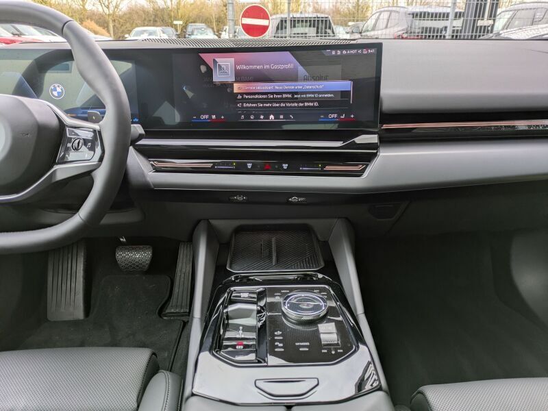 BMW 540d xDrive Lim. Standheizung. AHK. Glasdach foto 11