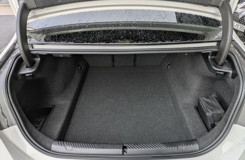 BMW 540d xDrive Lim. Standheizung. AHK. Glasdach foto 13