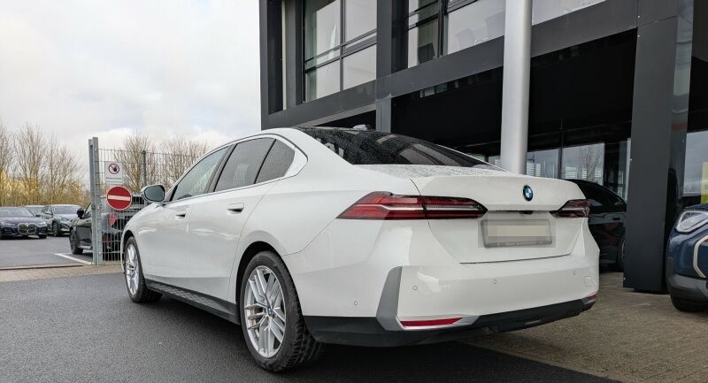 BMW 540d xDrive Lim. Standheizung. AHK. Glasdach foto 4