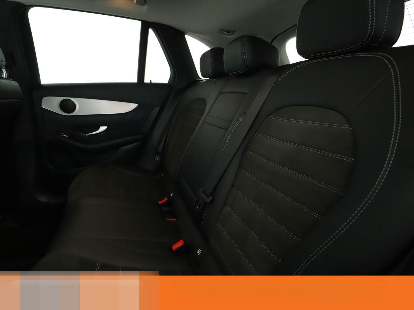 Mercedes-Benz GLC 300 d 4Matic AMG Line Aut.*AHK+NAV*TEMP*LED* foto 14