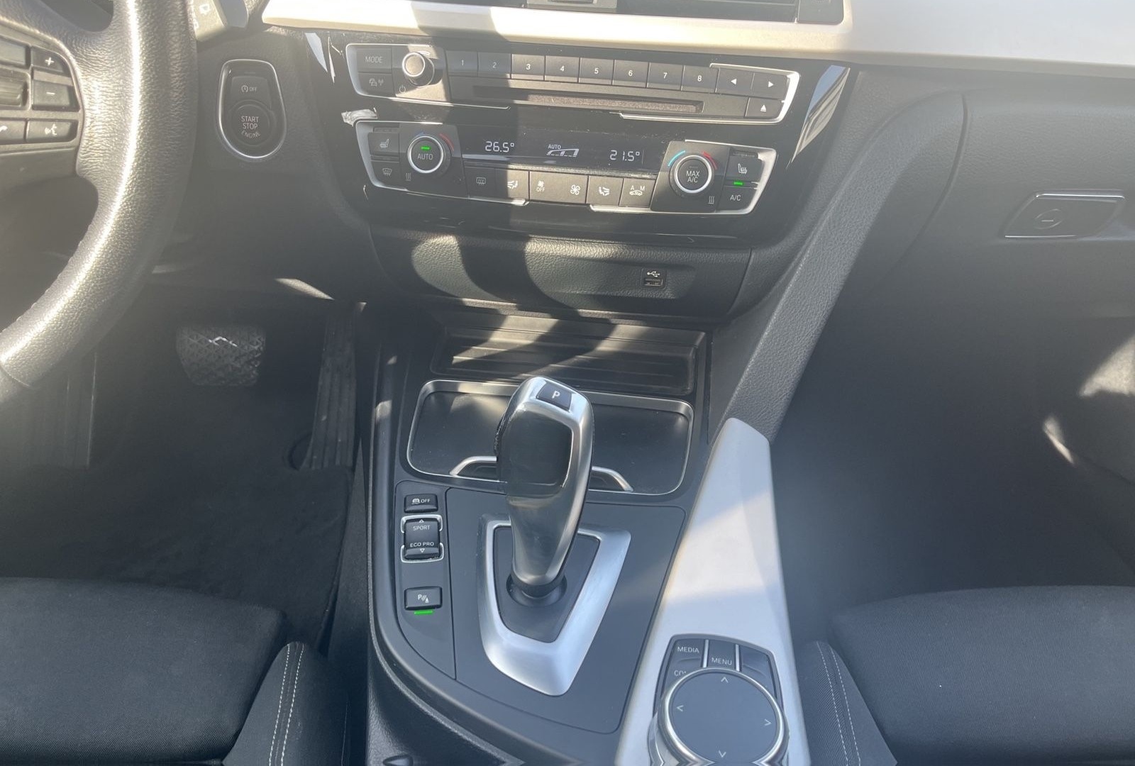 BMW 320 Touring Efficient Dynamics/ Navi / SHZ / AHK foto 19