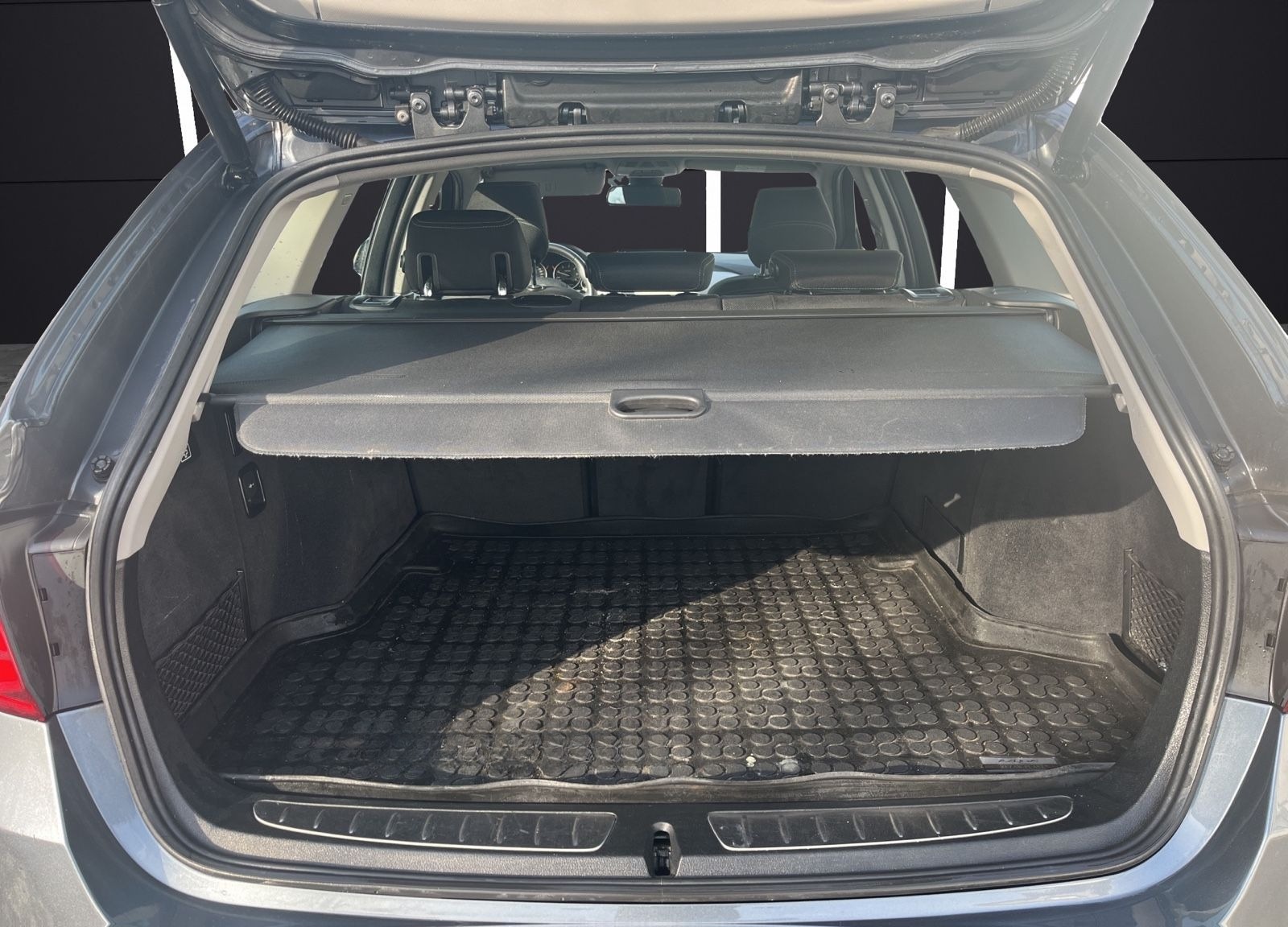 BMW 320 Touring Efficient Dynamics/ Navi / SHZ / AHK foto 29
