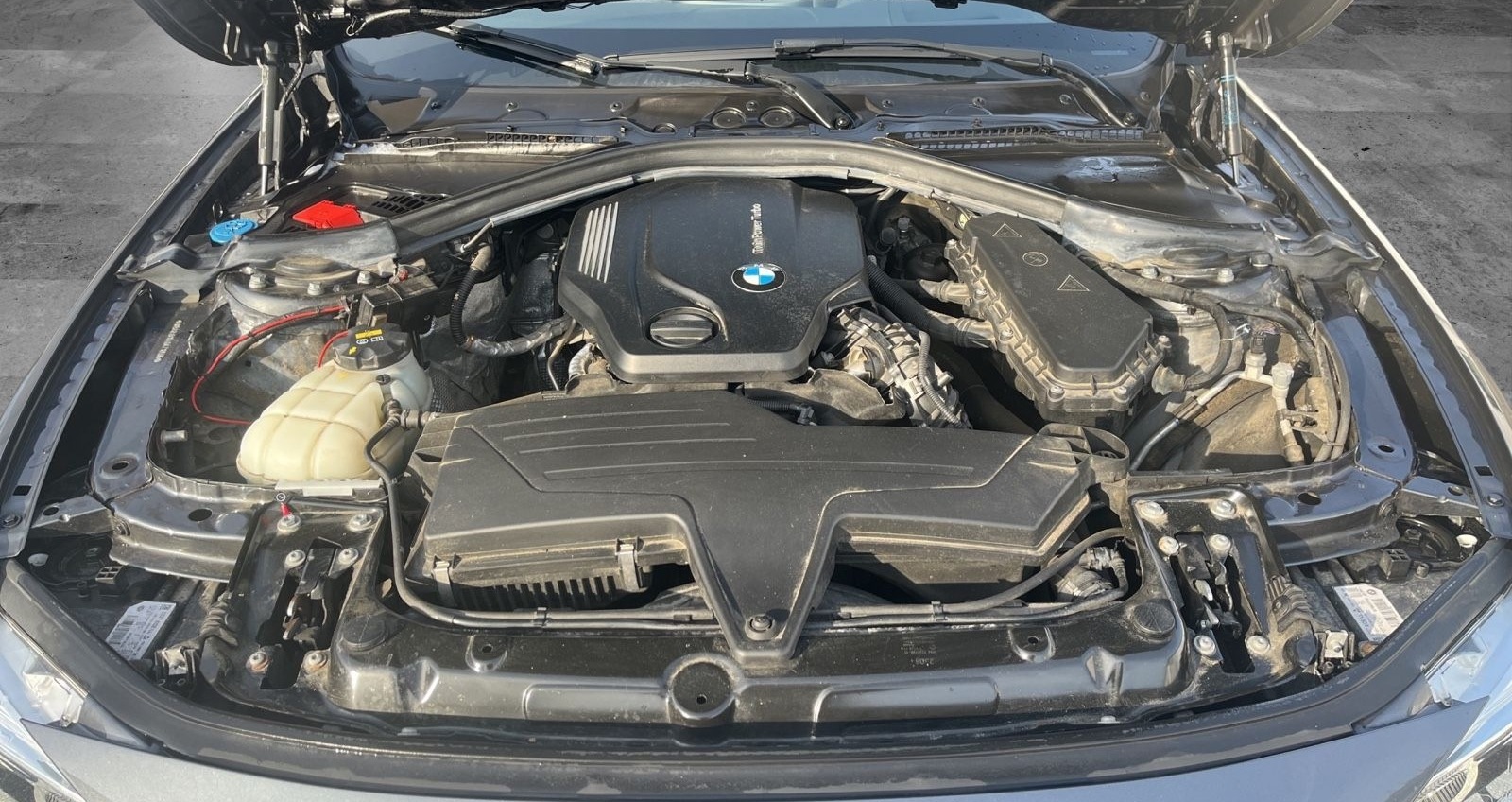 BMW 320 Touring Efficient Dynamics/ Navi / SHZ / AHK foto 9