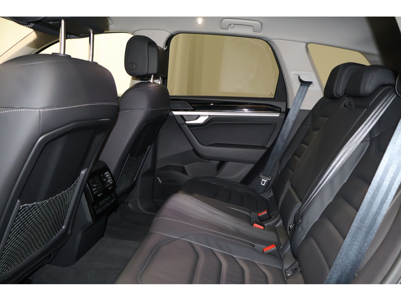 Volkswagen Touareg 3.0 TDI 4M AHK*Navi*Leder*CAM*SHZ*ACC R- foto 17