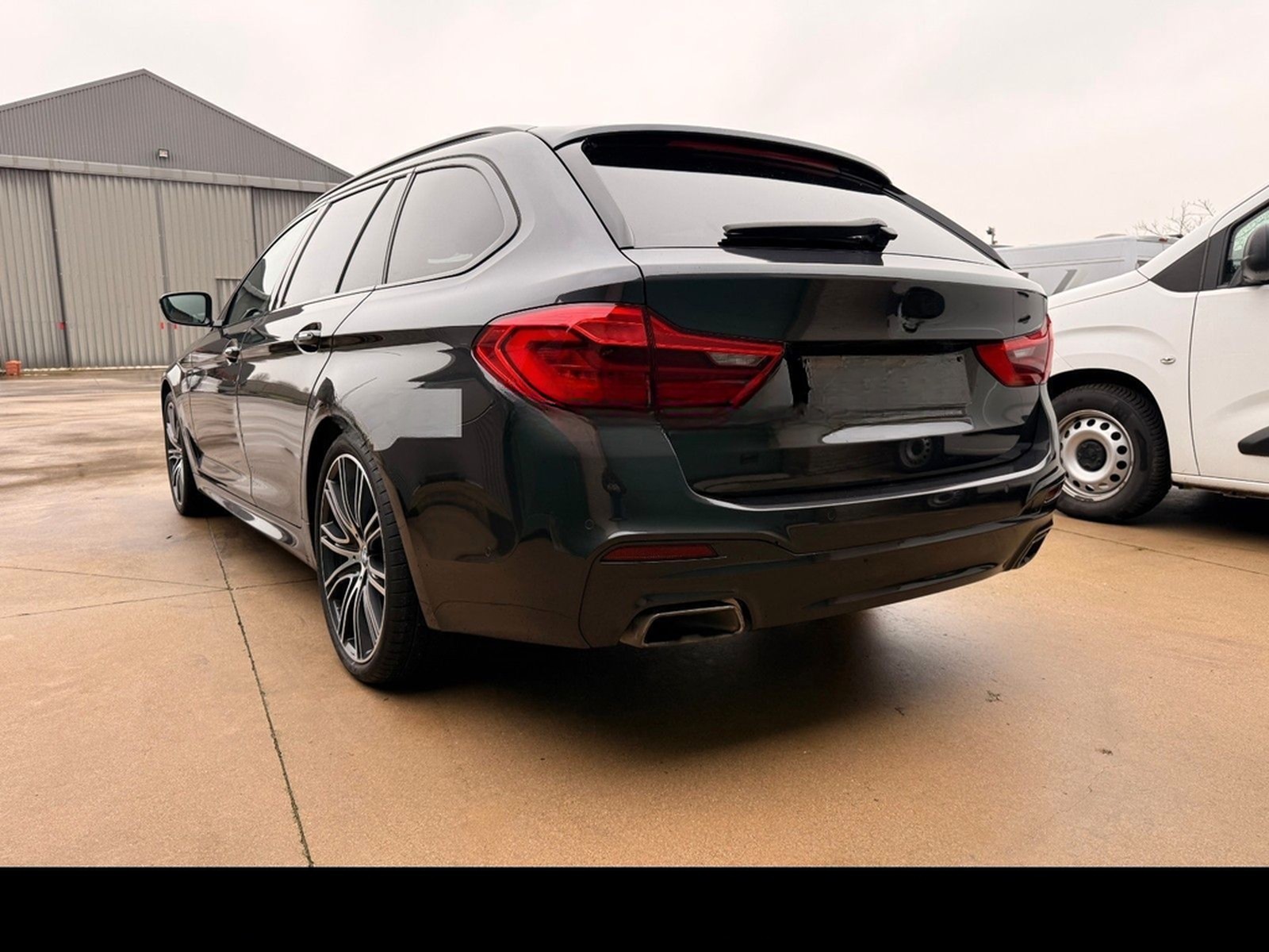 BMW 540 5 Touring 540 i xDrive M Sport foto 5