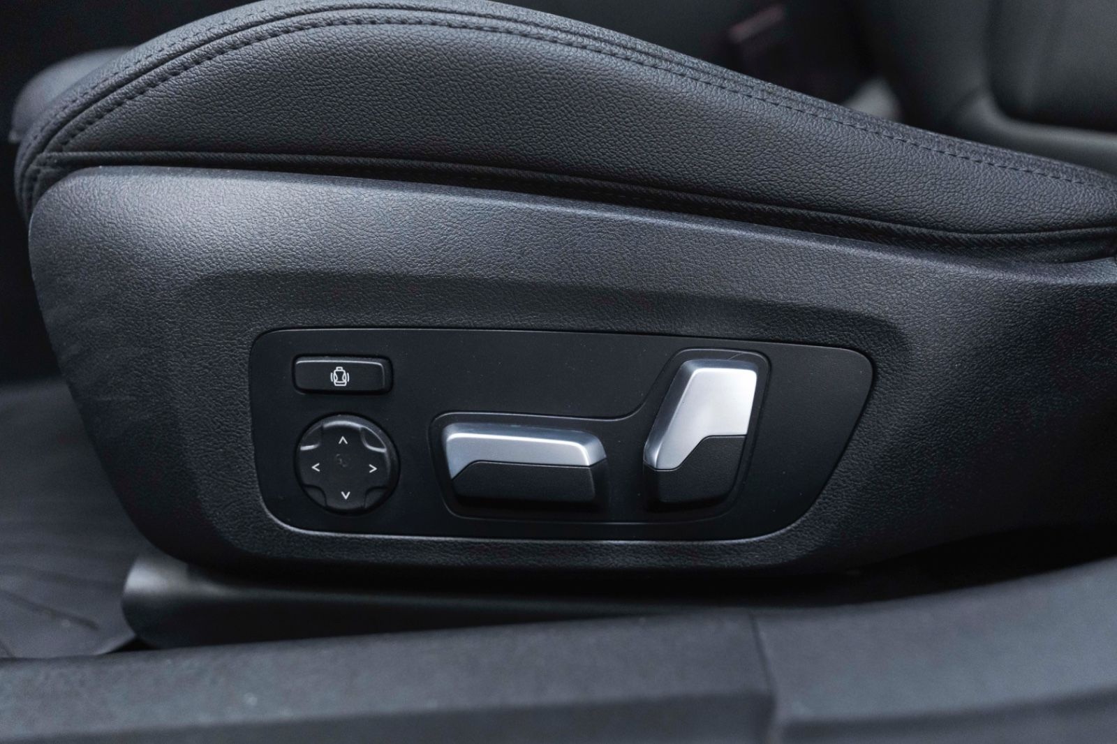 BMW M340i Xdrive H&K HUD CARBON LED KAM foto 21