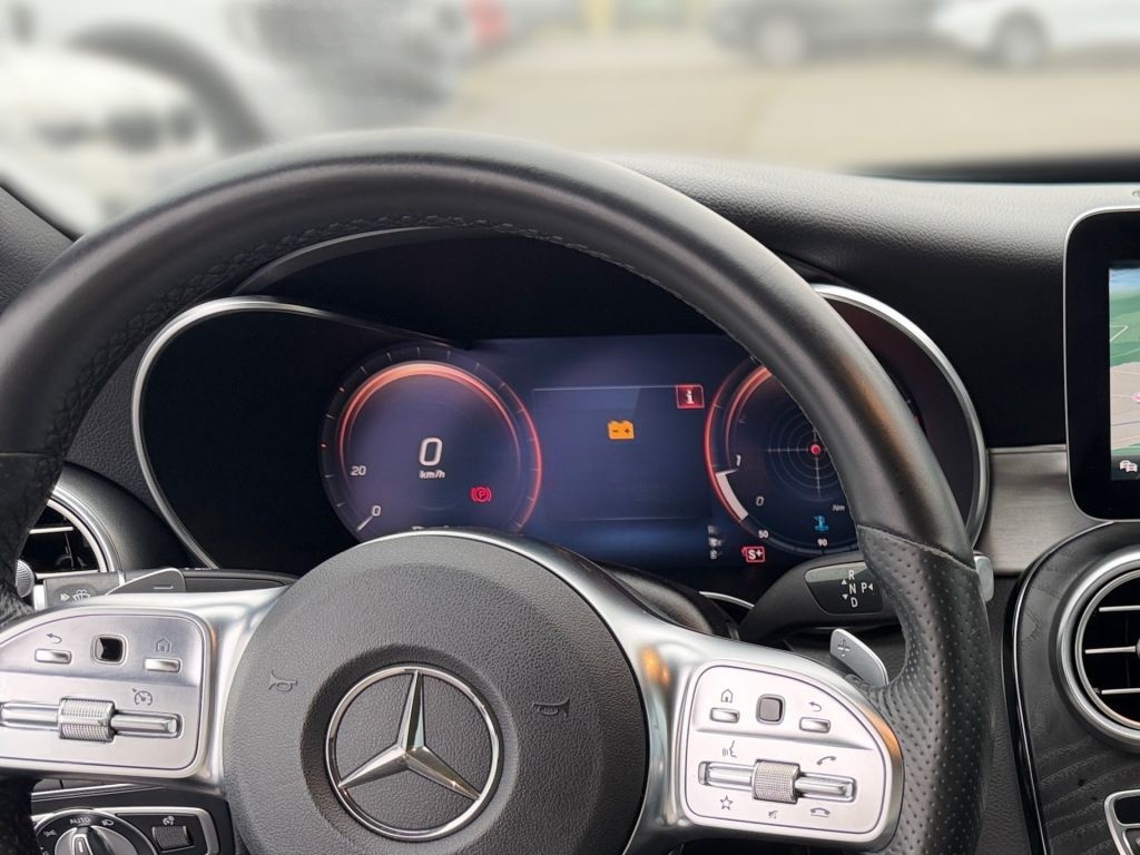 Mercedes-Benz C 300 Cabrio 9G-TRONIC AMG Line foto 14