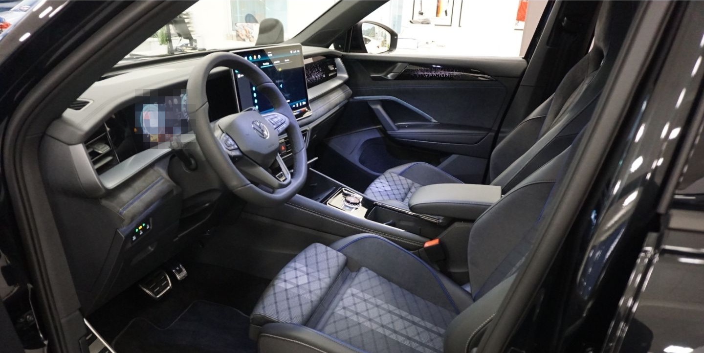 Volkswagen Tayron 2.0 TDI 4Motion R-Line DSG 7-Si. AHK Pano foto 16
