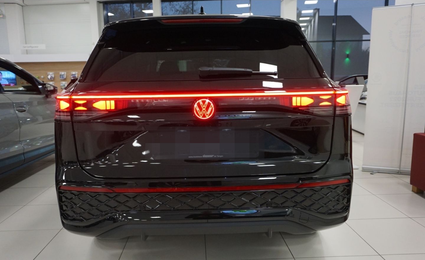 Volkswagen Tayron 2.0 TDI 4Motion R-Line DSG 7-Si. AHK Pano foto 6