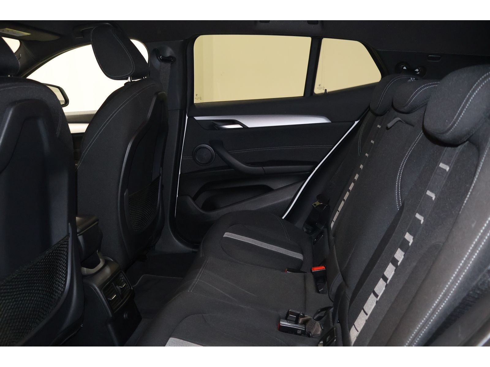 BMW X2 sDrive 18i Advantage LED*PDC*Tempomat * foto 12