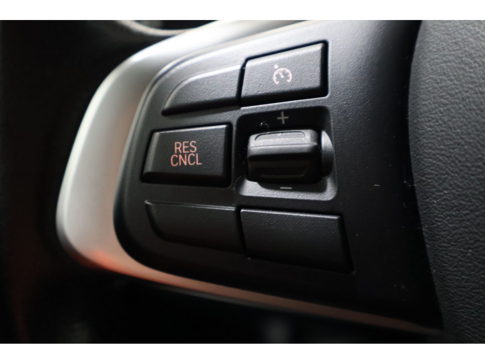 BMW X2 sDrive 18i Advantage LED*PDC*Tempomat * foto 16