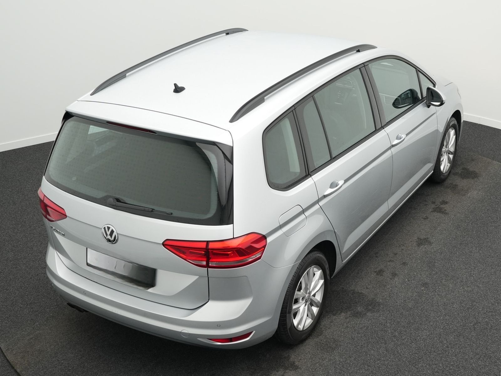 Volkswagen Touran Comfortline 1.4 TSI *ACC*AHK*FRONT*16''* foto 18