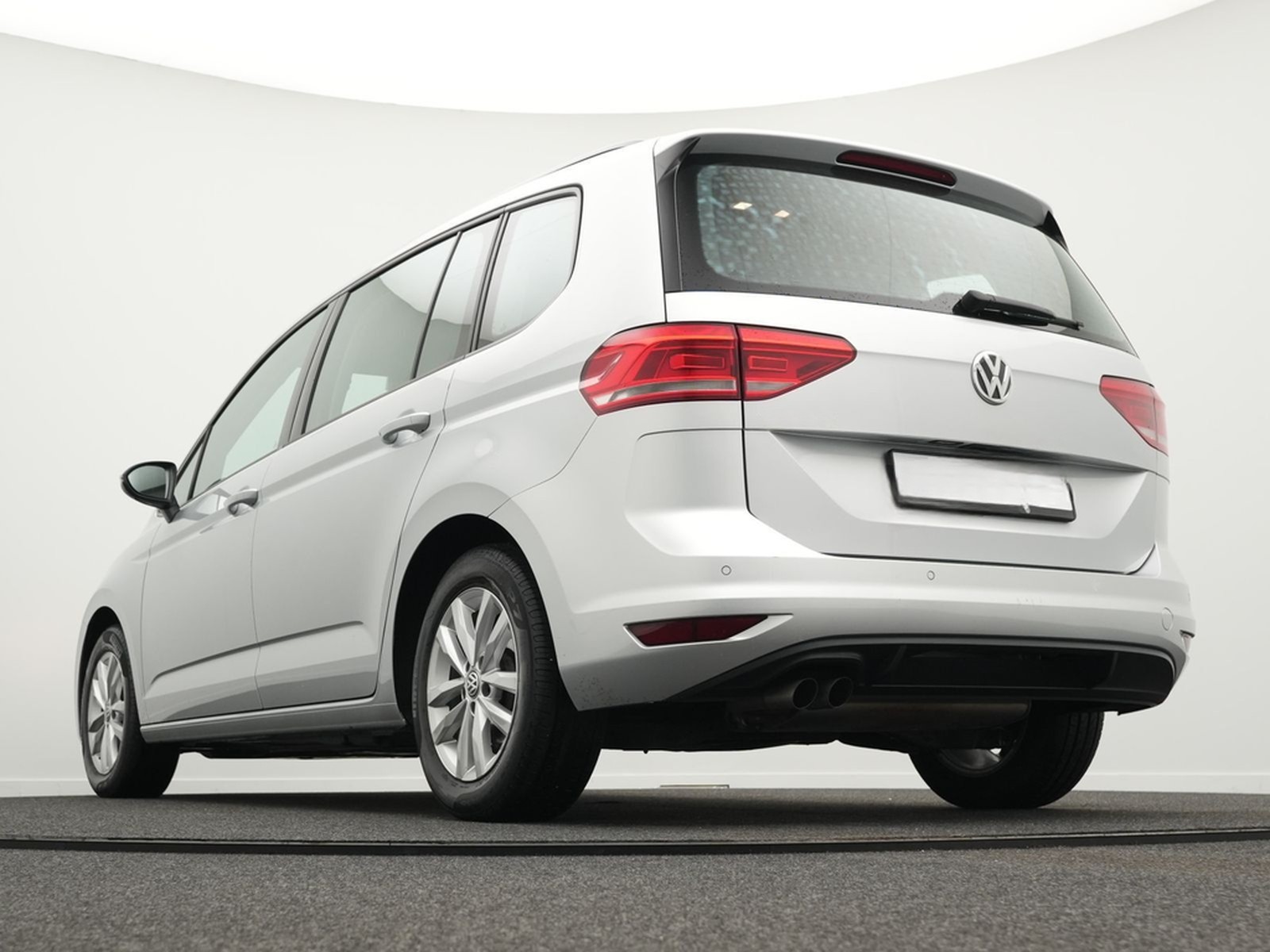 Volkswagen Touran Comfortline 1.4 TSI *ACC*AHK*FRONT*16''* foto 22