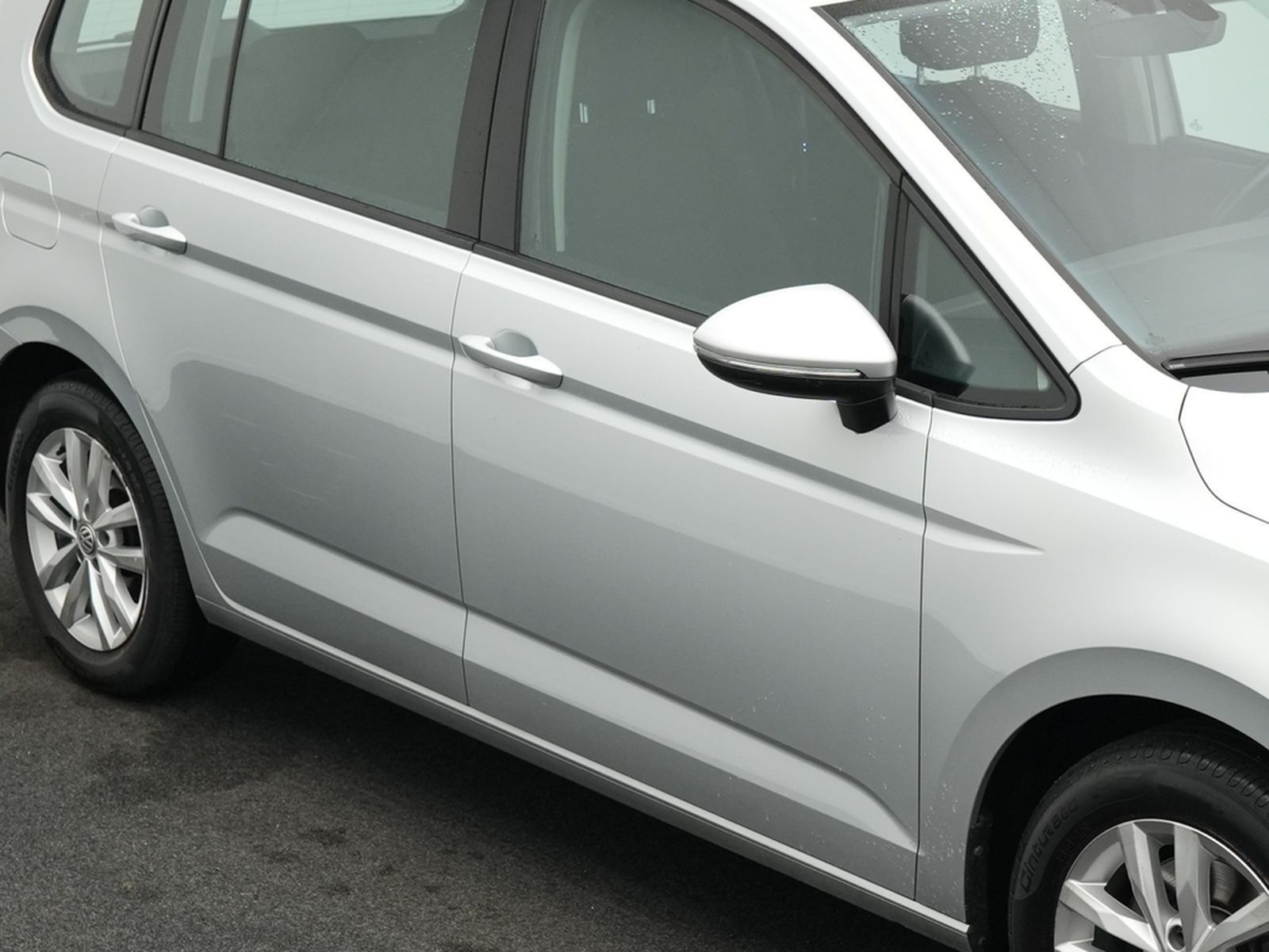 Volkswagen Touran Comfortline 1.4 TSI *ACC*AHK*FRONT*16''* foto 29