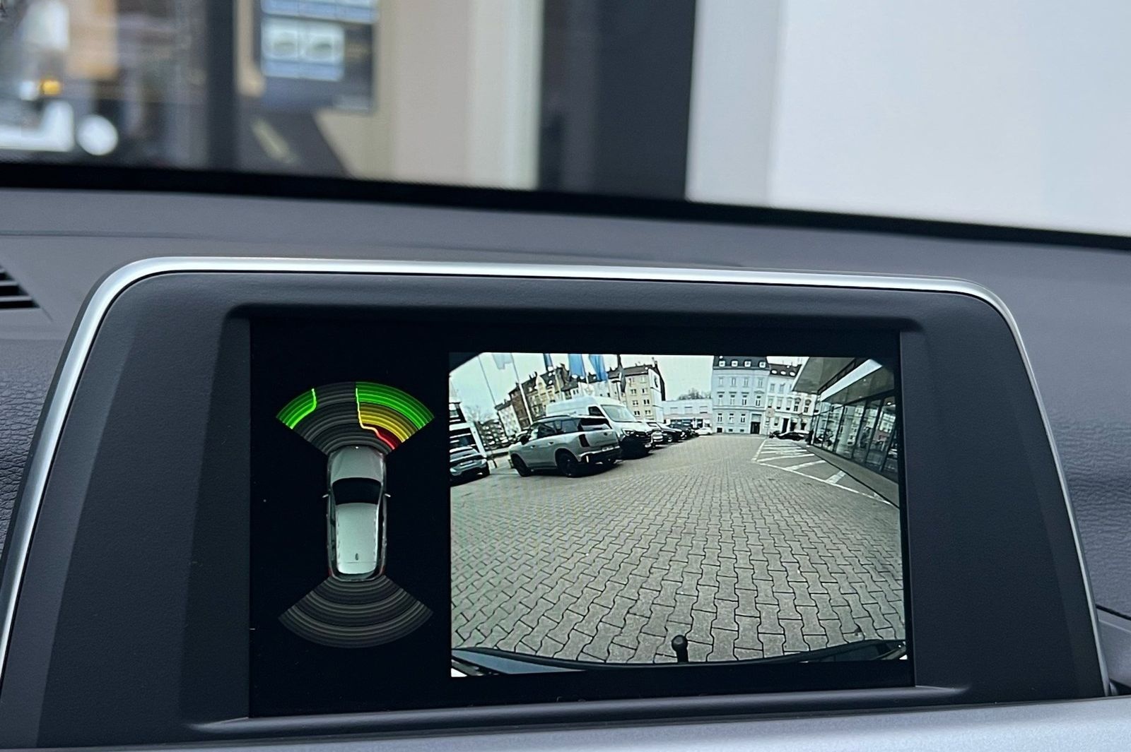 BMW X1 sDrive18i AHK RFK PDC DAB Parkass. Klima foto 11