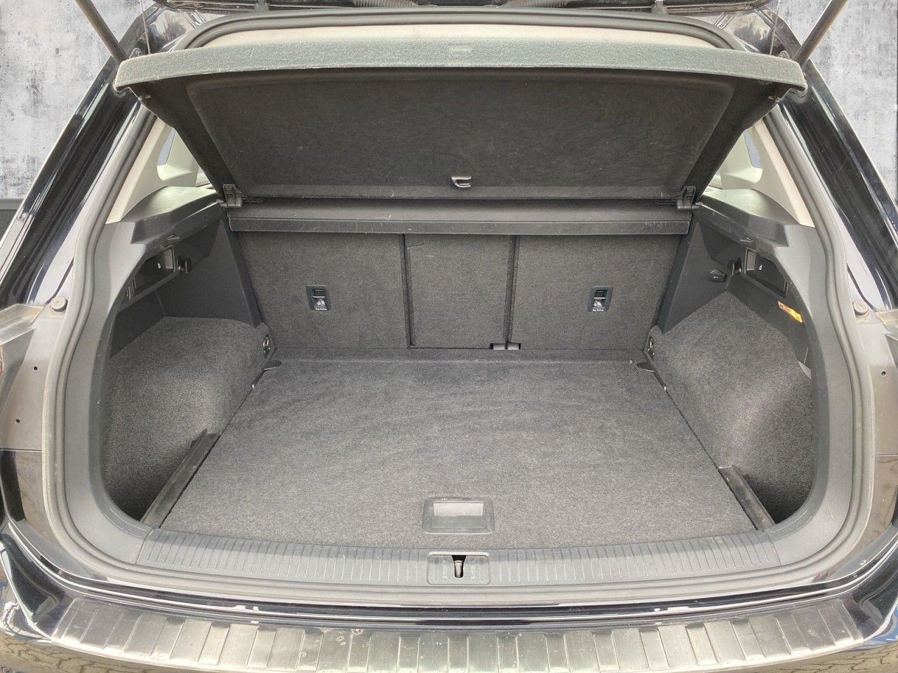 Volkswagen Tiguan 2.0 TDI DSG Highl. R-Line 4M NAVI AHK 360 foto 10