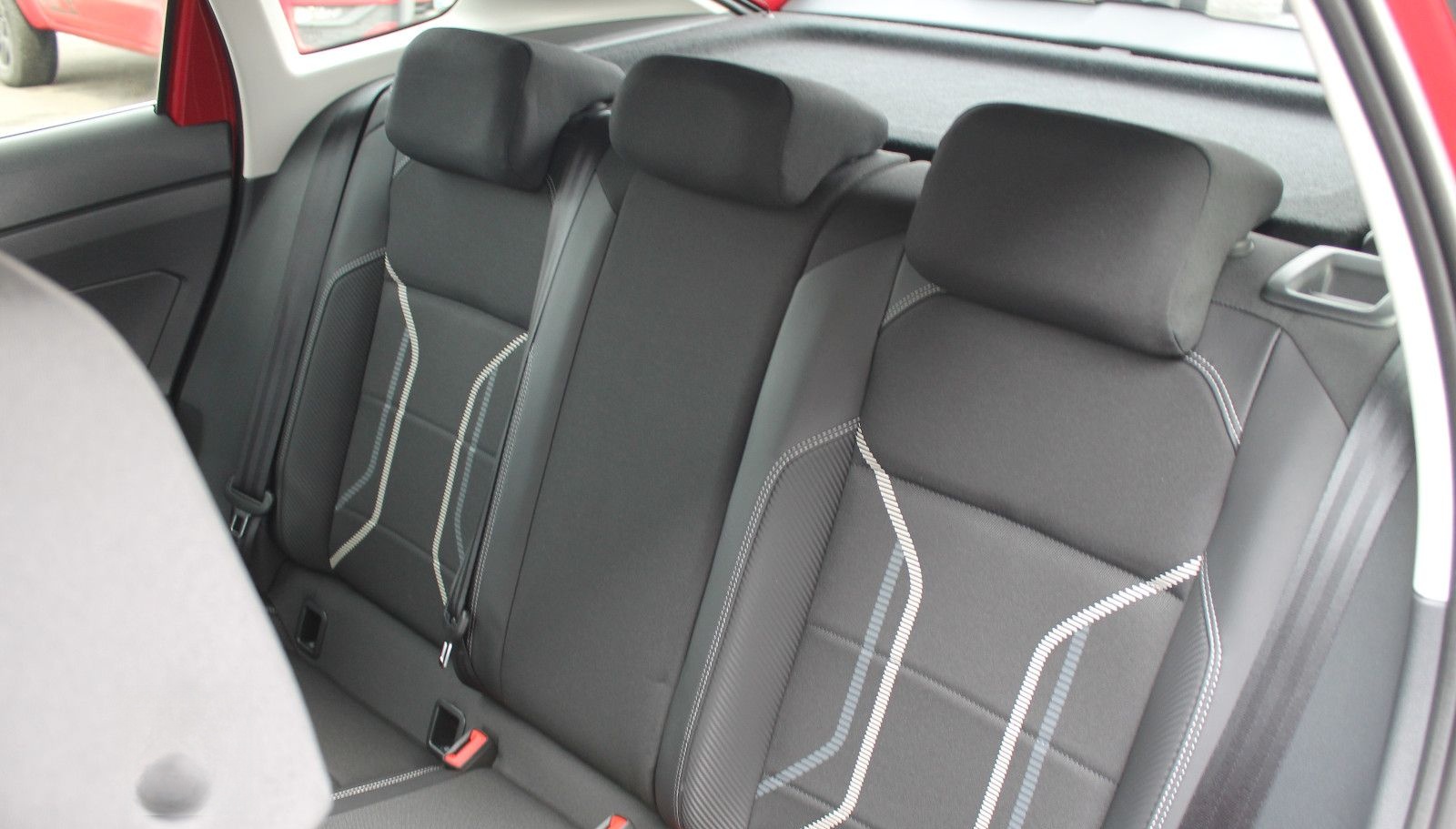 Volkswagen Taigo Style Pano DAB Kamera DSG Leder foto 9