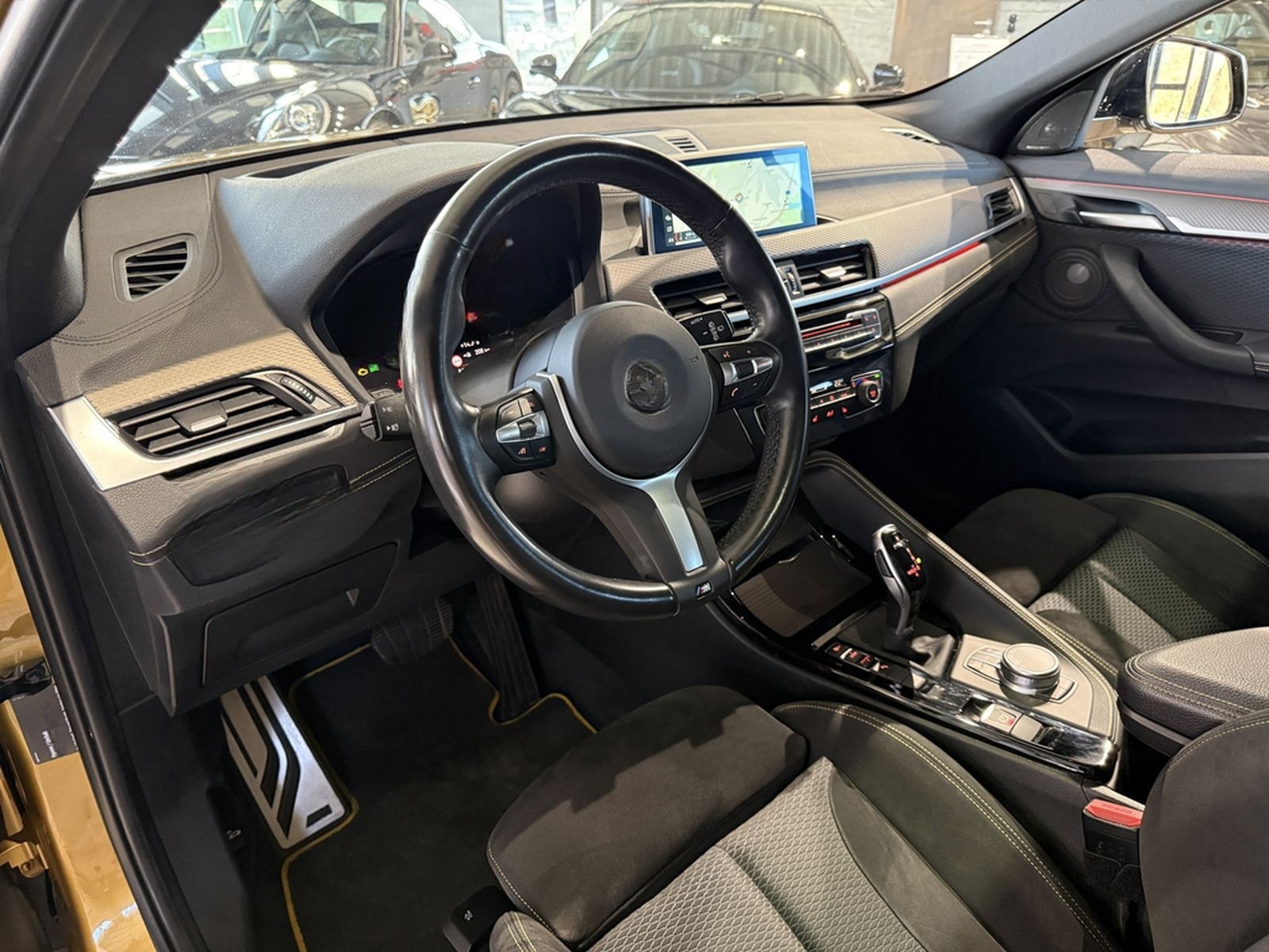 BMW X2 sDrive 20 i M Sport X*PANO*KAMERA*ACC*H&K*HUD foto 13