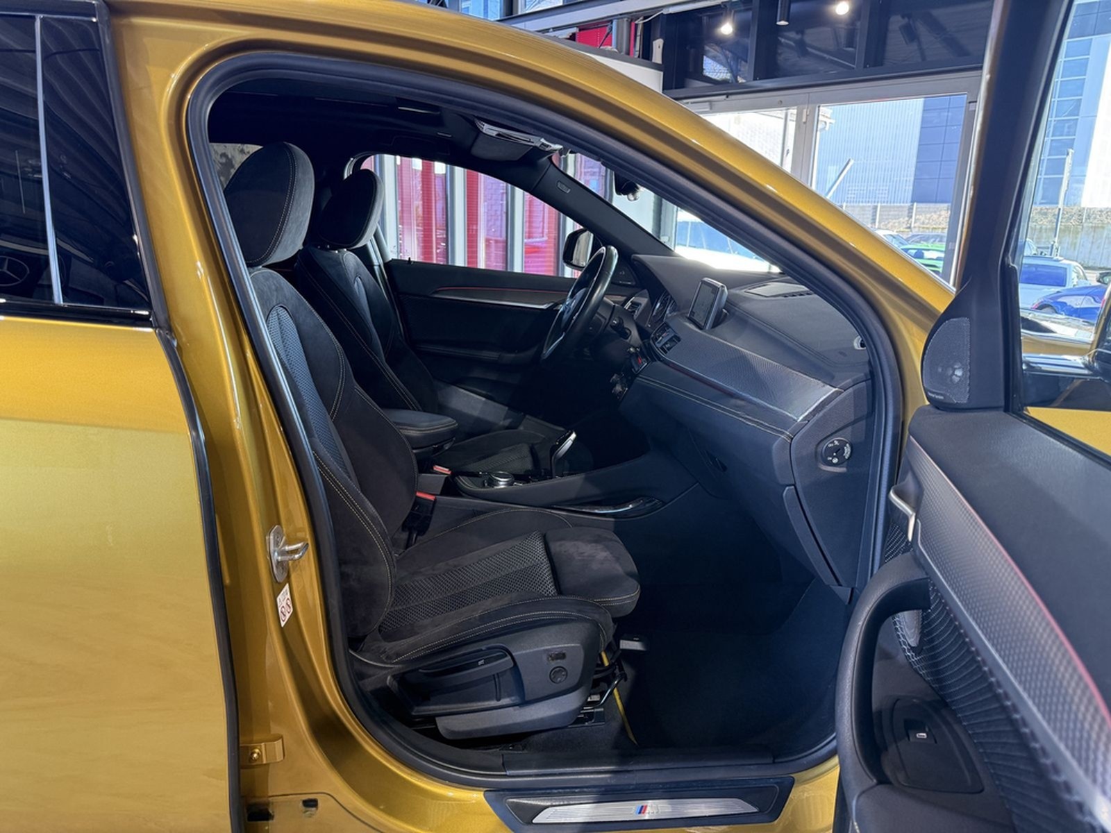 BMW X2 sDrive 20 i M Sport X*PANO*KAMERA*ACC*H&K*HUD foto 16