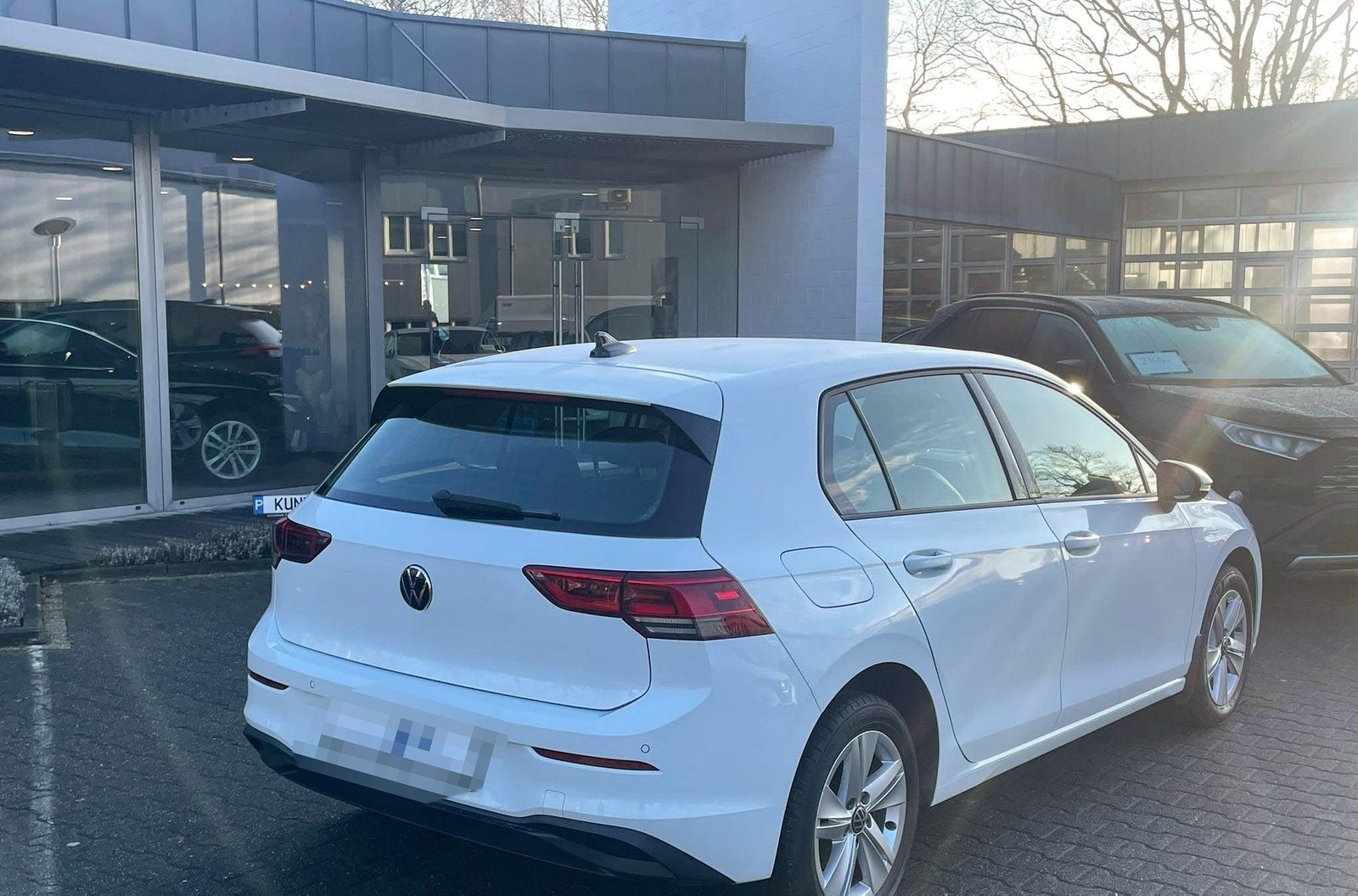 Volkswagen Golf VIII Lim. TSI CarPlay PDC ACC DAB foto 4