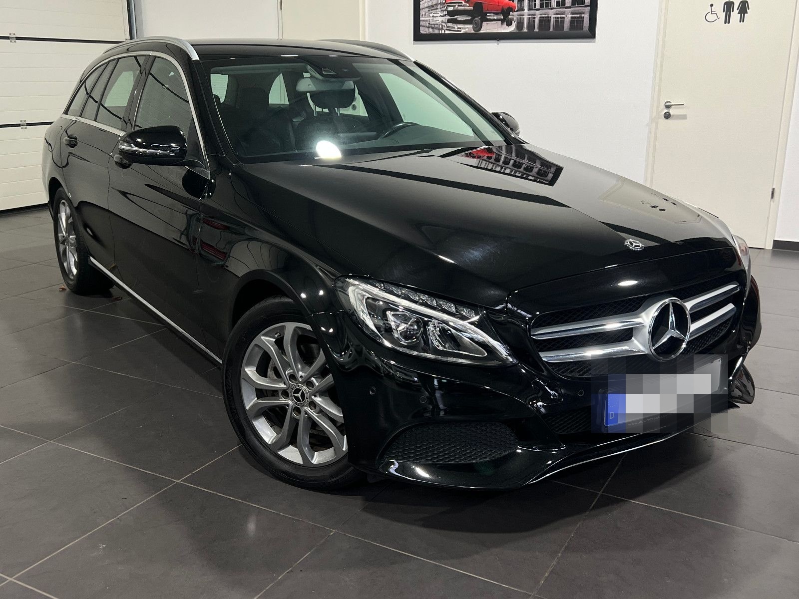 Mercedes-Benz C 180 CGI T Automatik **Navi*LED*SHZ*PDC*Temp** foto 8