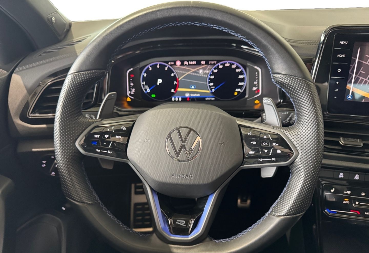Volkswagen T-Roc R 2.0 TSI 4M DSG Black Style MATRIX/PANO/B foto 12