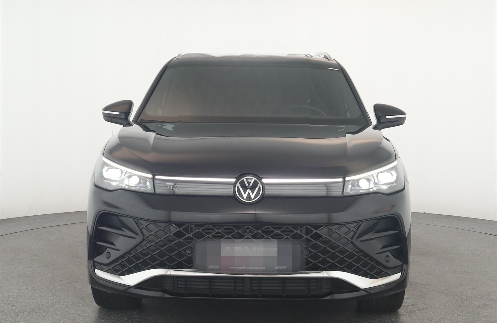 Volkswagen Tiguan 2.0 TSI DSG 4M R-Line IQ Pano Nav ACC 360 foto 3