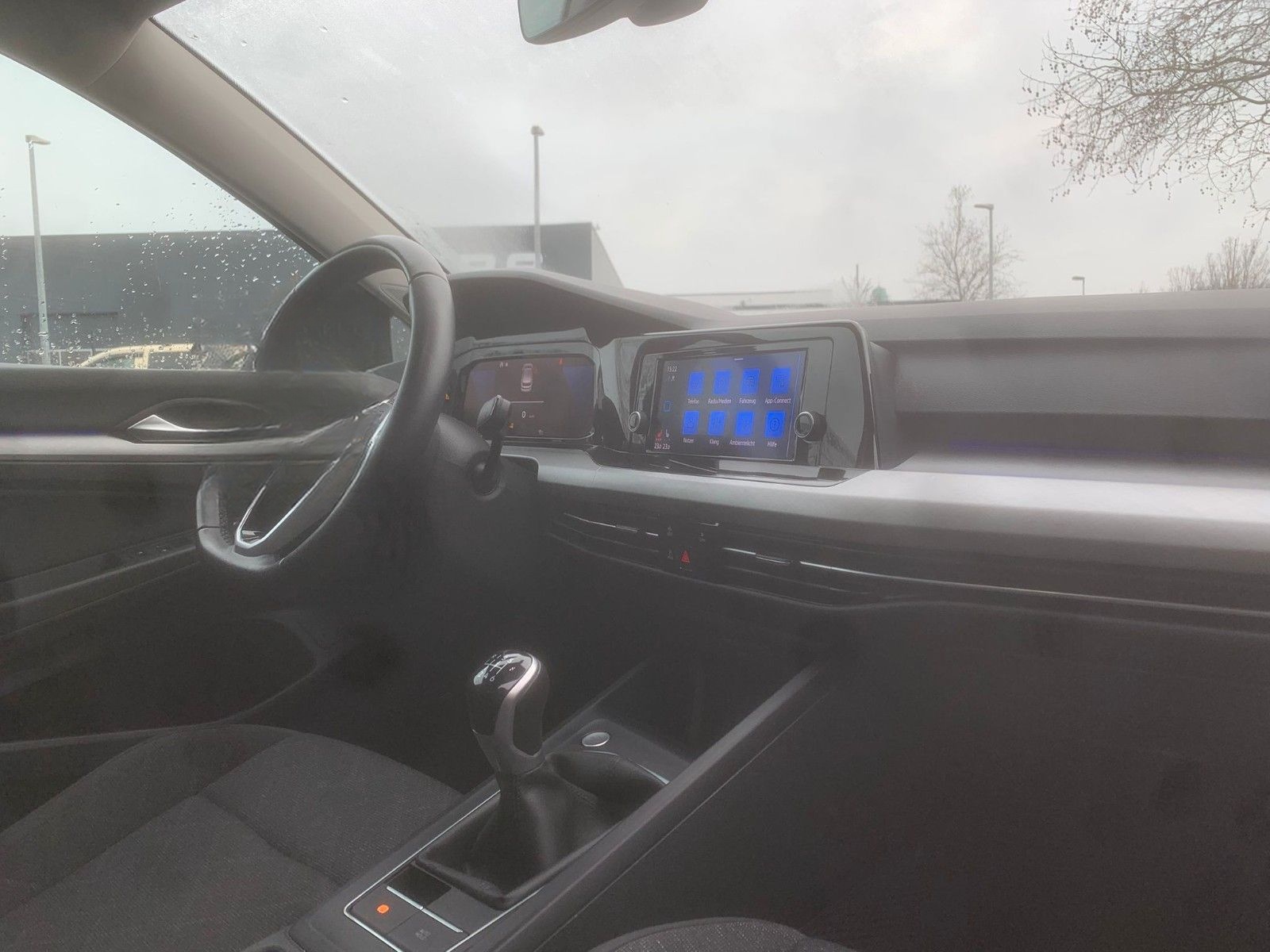 Volkswagen Golf VIII Lim. Life ~ACC~3-ZONEN-KLIMAAUT.~58TKM foto 10