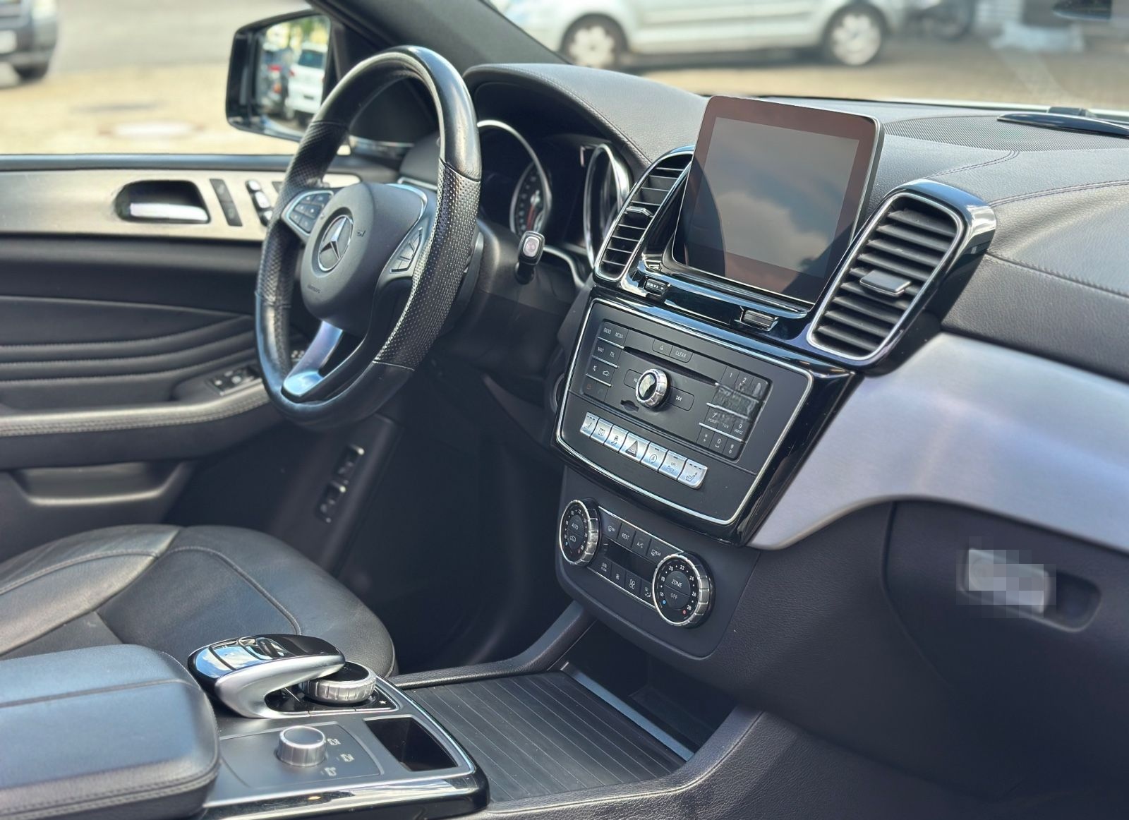 Mercedes-Benz GLE 350 d 4Matic | AMG Paket| Panorama | Kamera foto 13