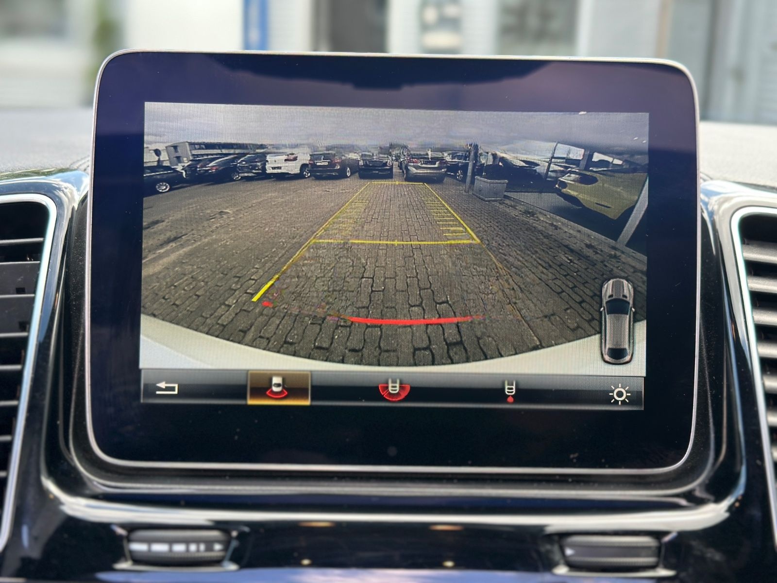 Mercedes-Benz GLE 350 d 4Matic | AMG Paket| Panorama | Kamera foto 15