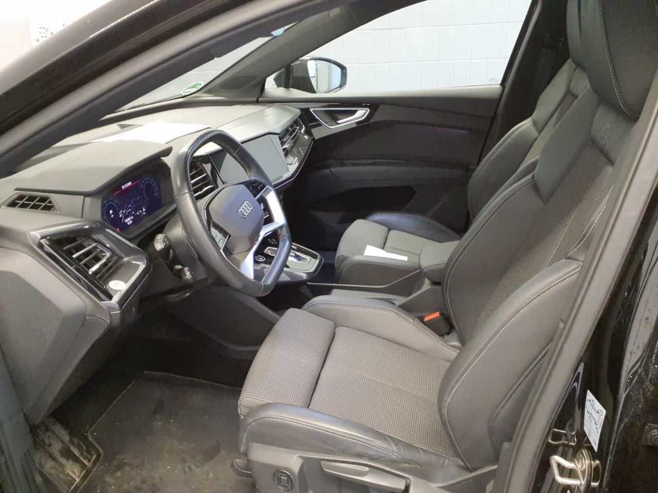 Audi Q4 e-tron S line 50 AHK Black LED HUD GRA Sitzh foto 4