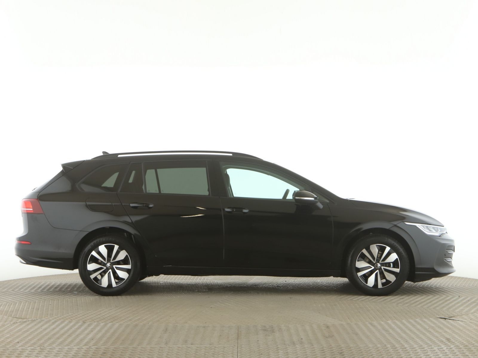 Volkswagen Golf VIII Variant 1.5 TSI Goal AHK+LED+PDC+Apple foto 11