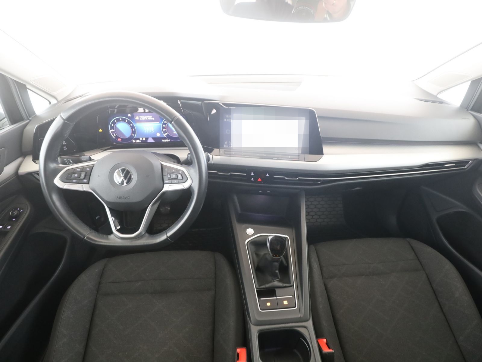 Volkswagen Golf VIII 1.5 TSI Life LED+RFK+Navi+AppleCar foto 14