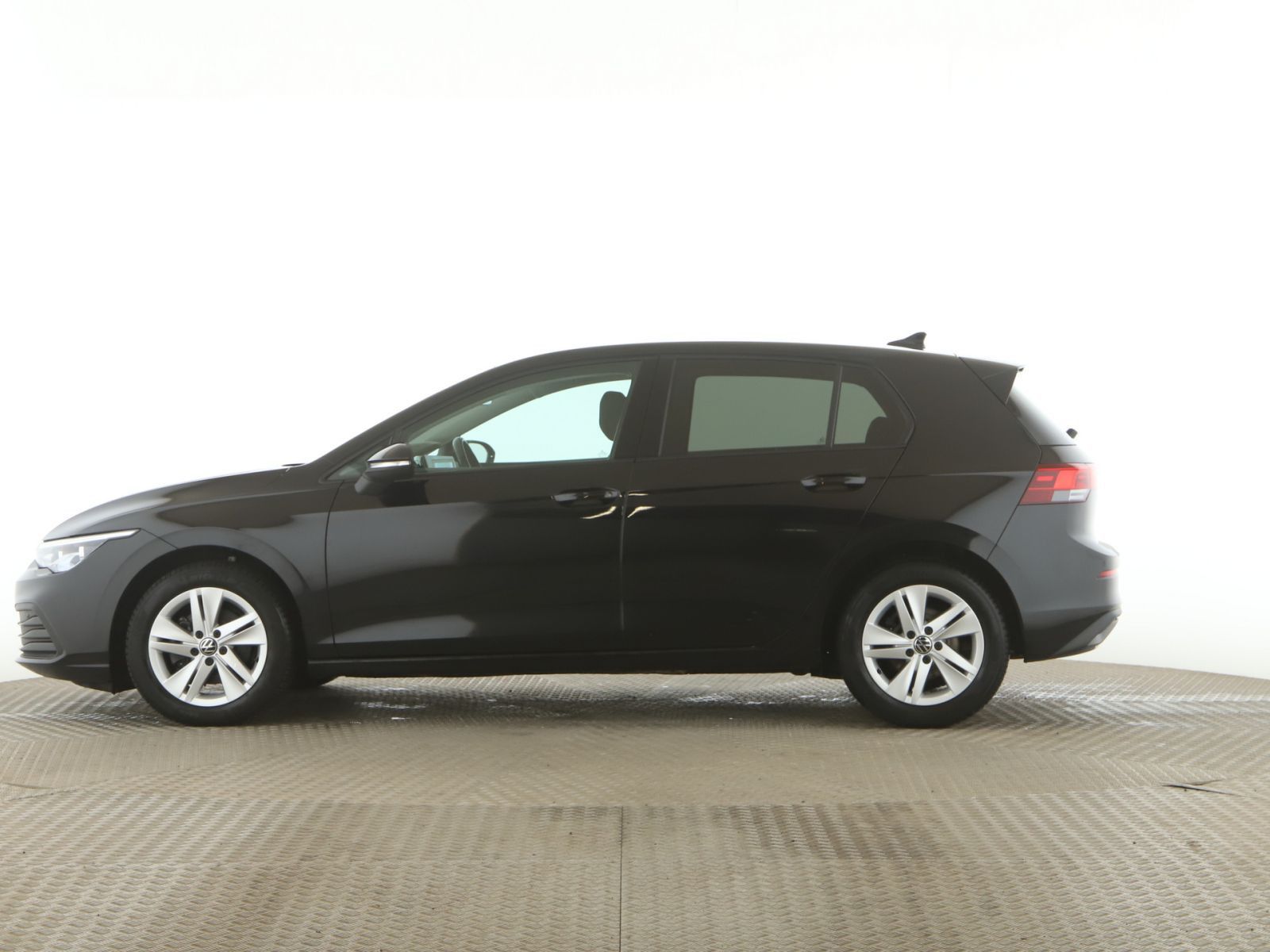 Volkswagen Golf VIII 1.5 TSI Life LED+RFK+Navi+AppleCar foto 3