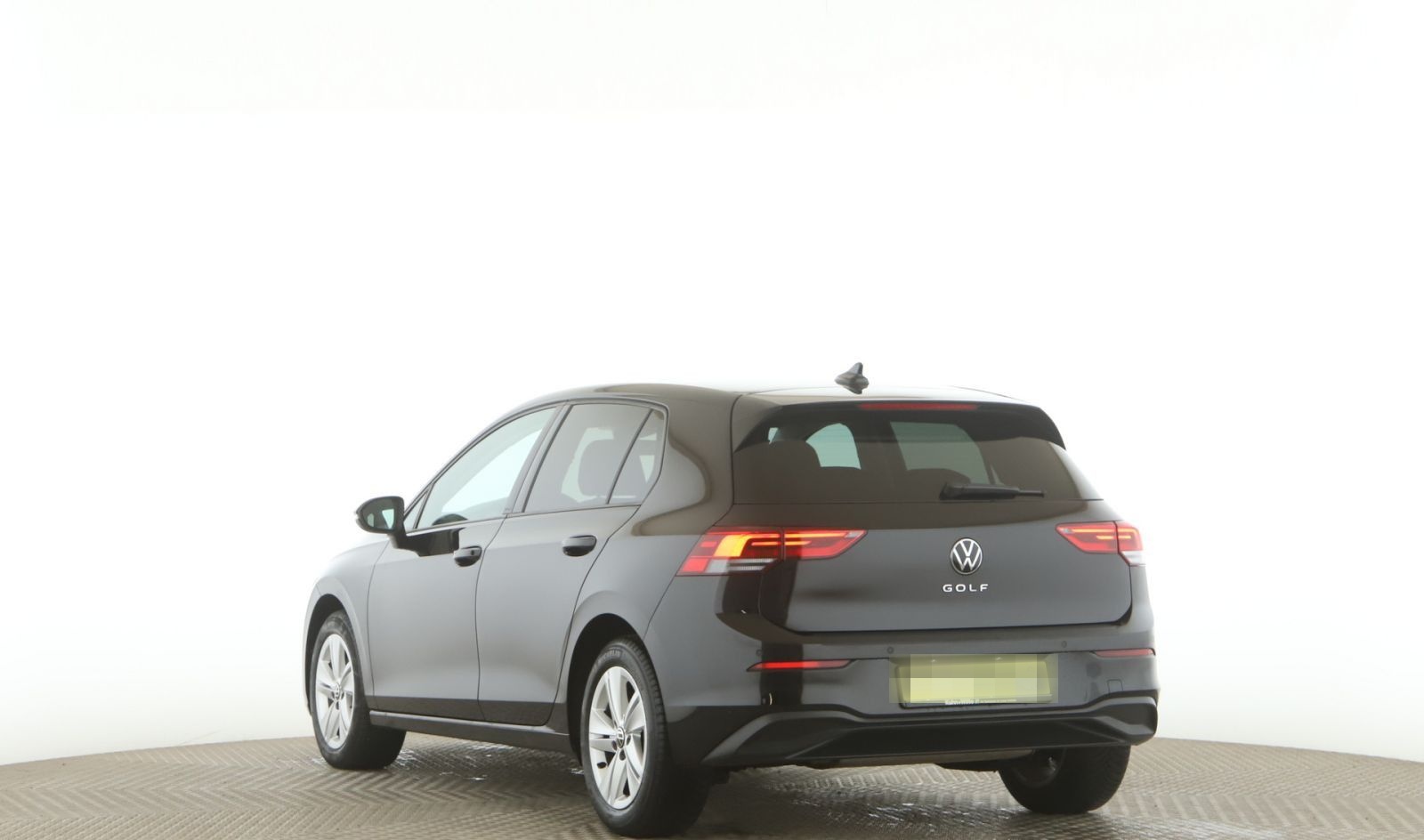 Volkswagen Golf VIII 1.5 TSI Life LED+RFK+Navi+AppleCar foto 5