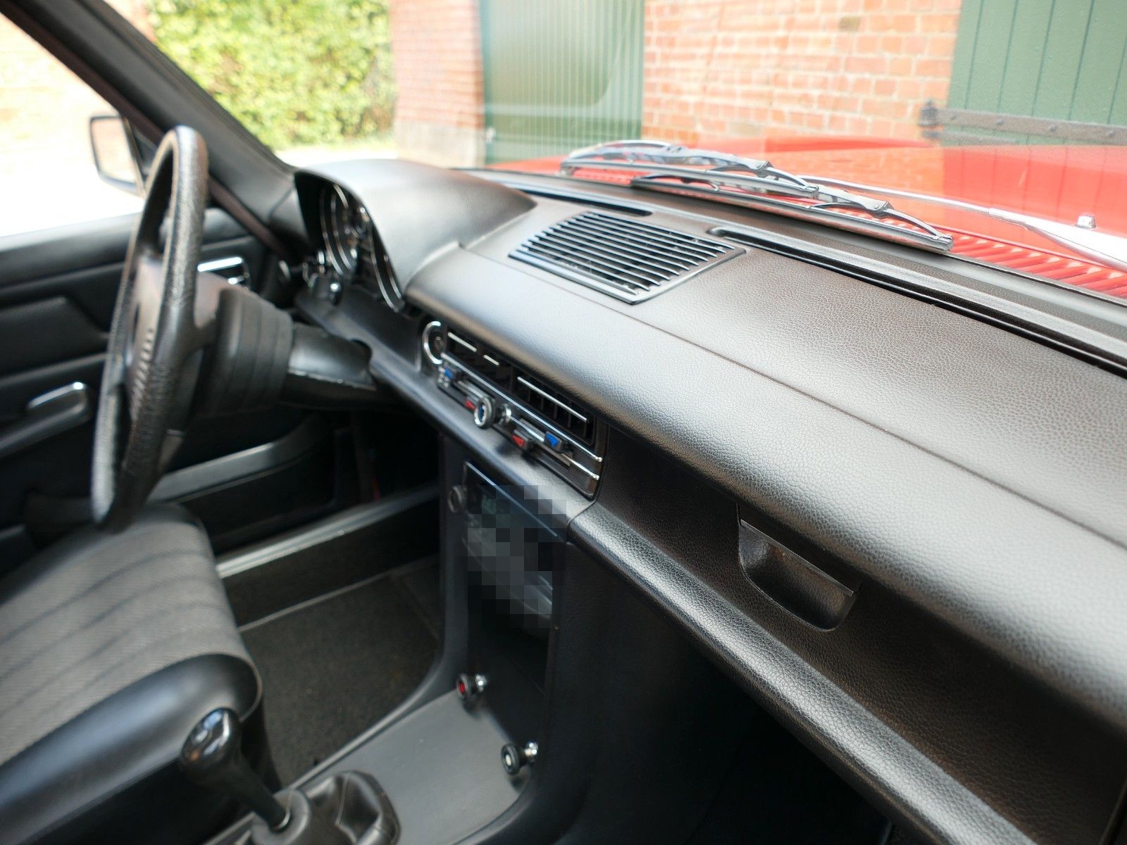 Mercedes-Benz 200 /8 W115 109.835 Km original foto 12