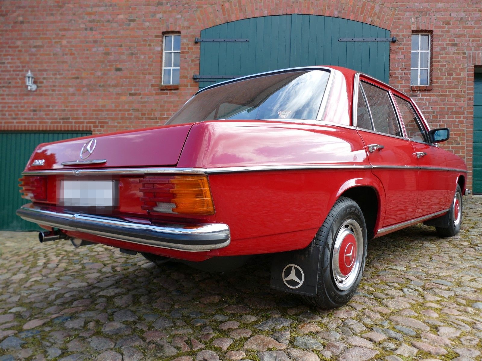 Mercedes-Benz 200 /8 W115 109.835 Km original foto 17