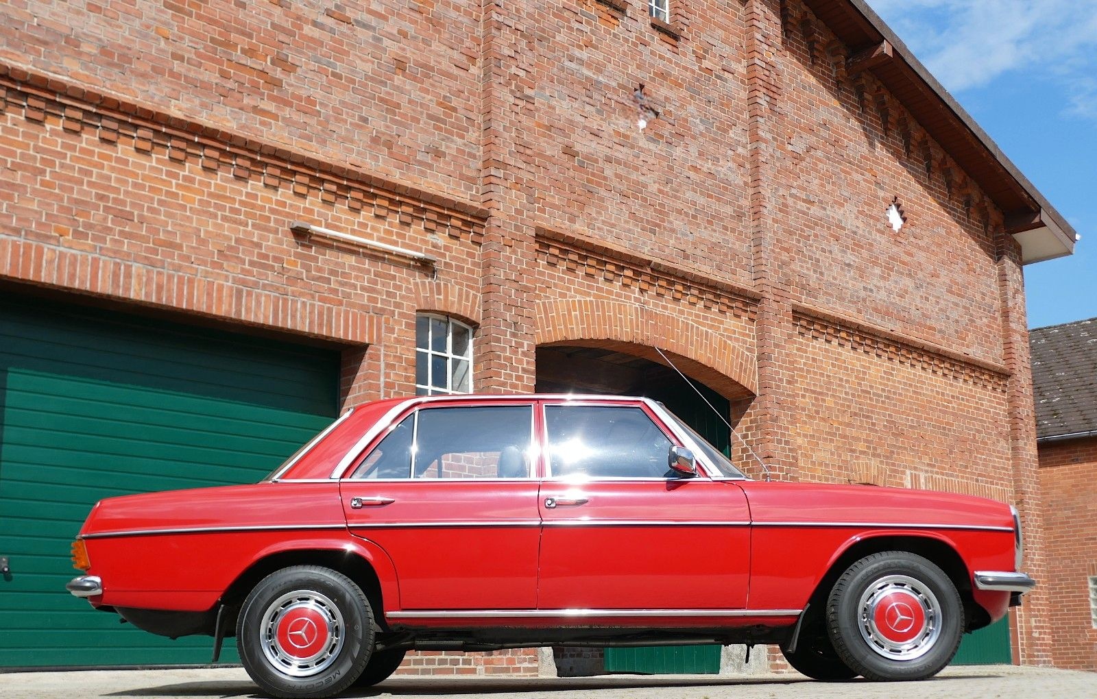 Mercedes-Benz 200 /8 W115 109.835 Km original foto 24