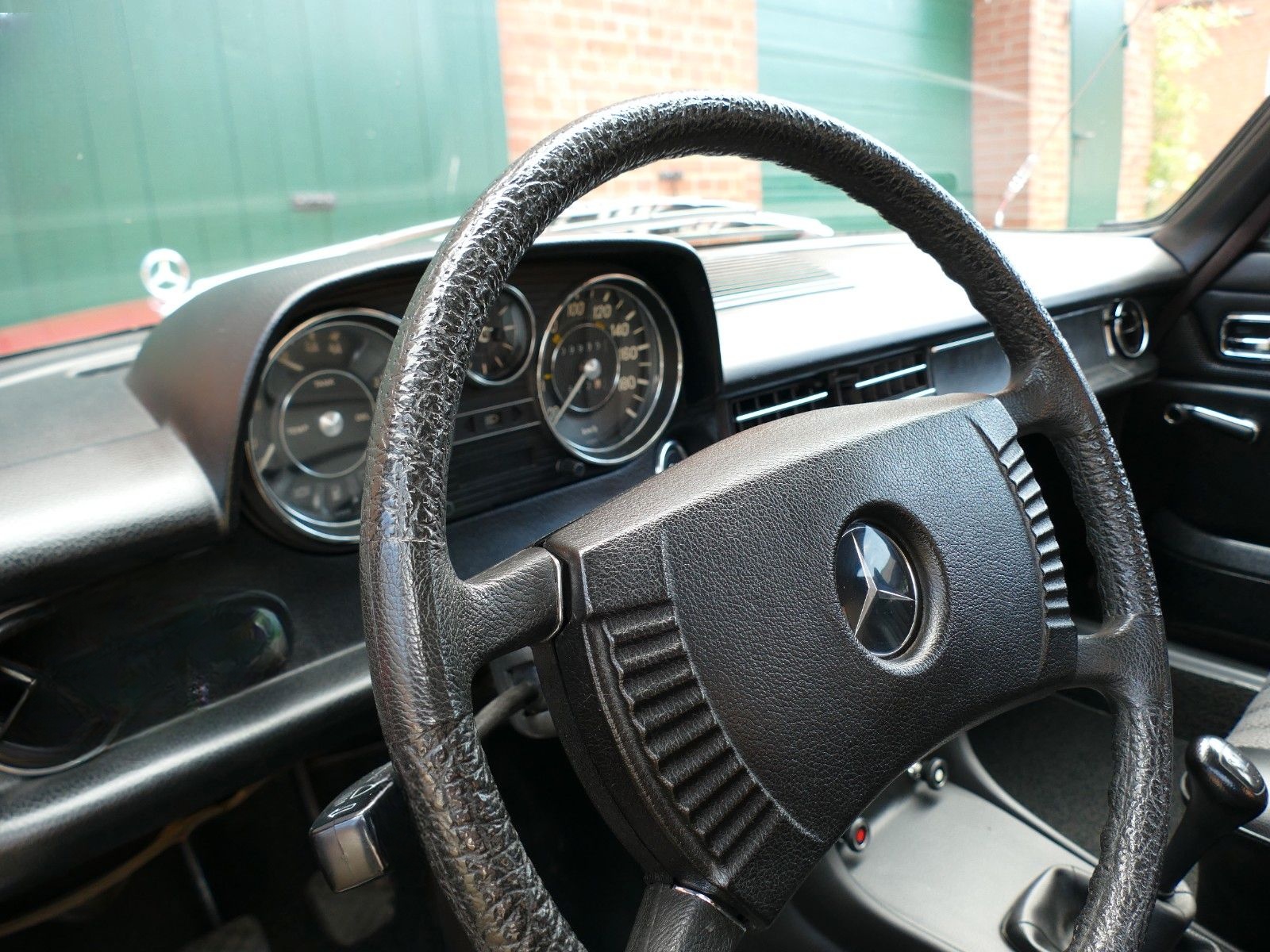 Mercedes-Benz 200 /8 W115 109.835 Km original foto 6