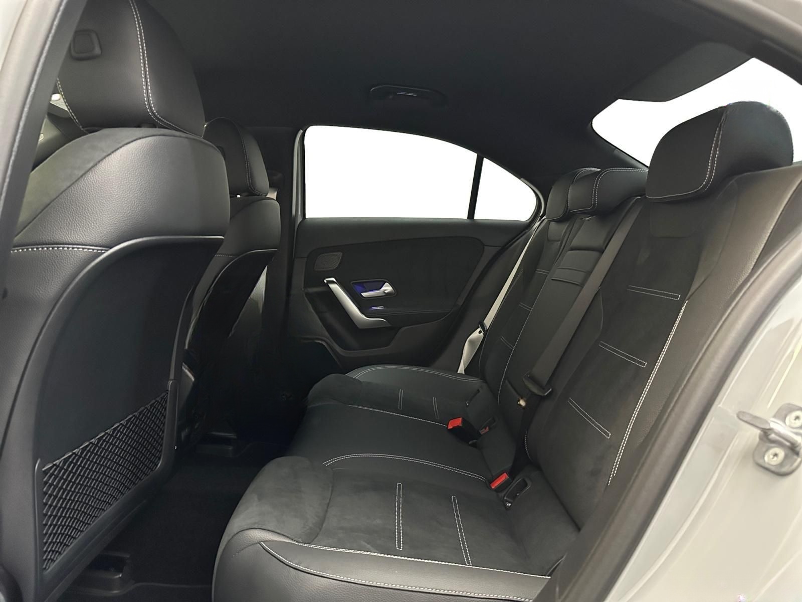 Mercedes-Benz A 200 Limousine +AMG+STANDHZG+KAMERA+AHK+NIGHT++ foto 11